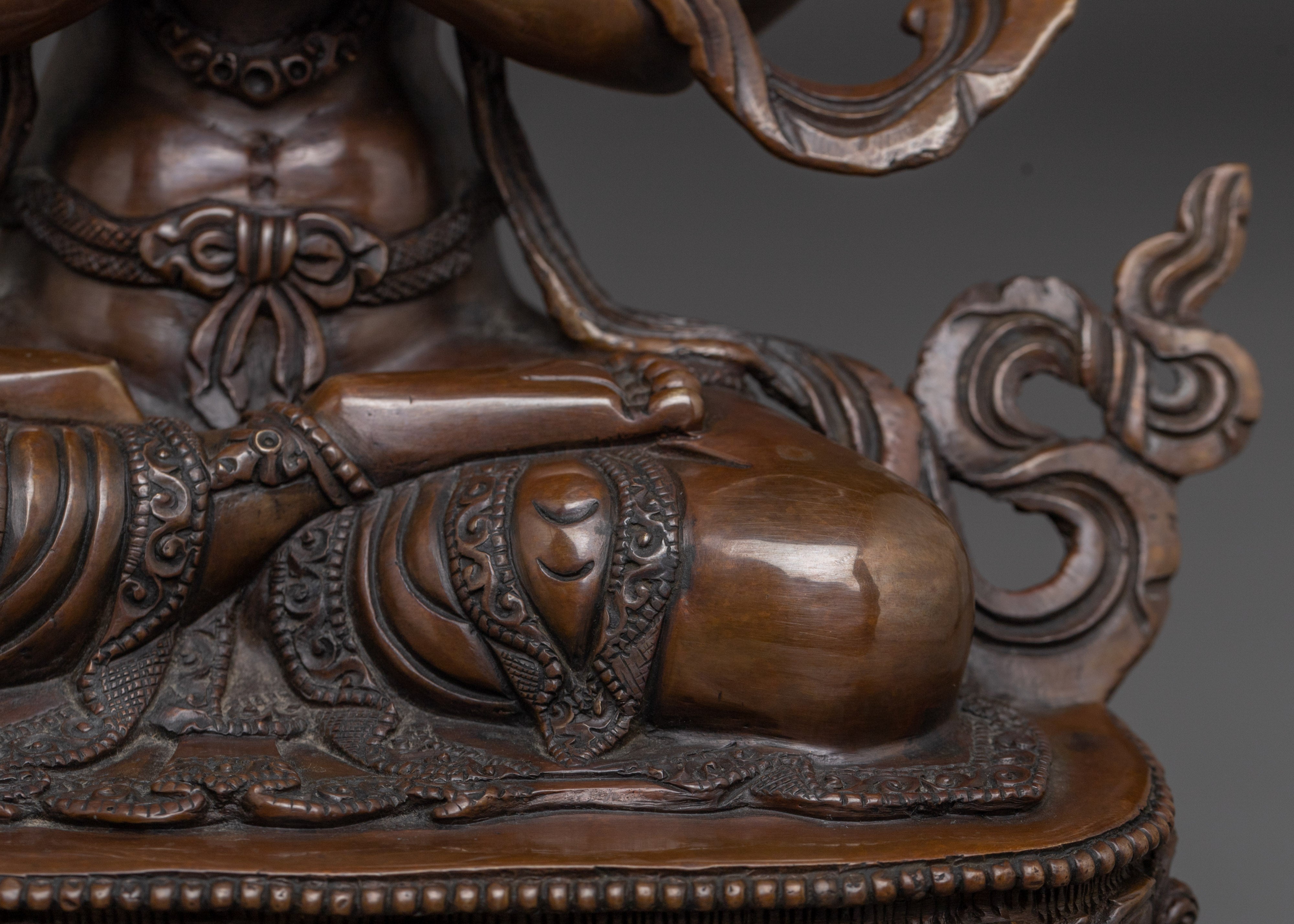 Kind Bodhisattva Chenrezig Statue | Avalokiteshvara Handmade Artwork