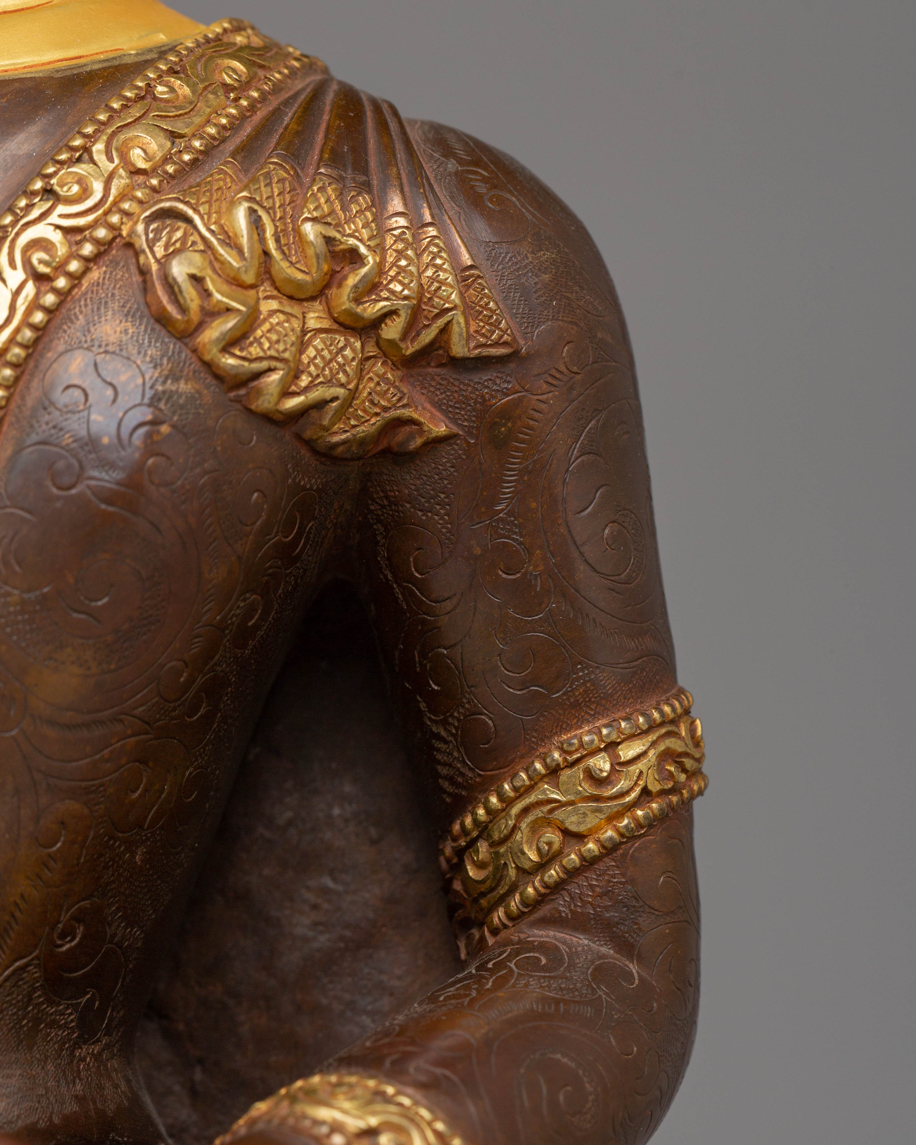 Buddha Shakyamuni Divine Statue | Sacred Copper & Gold-Plated Sculpture