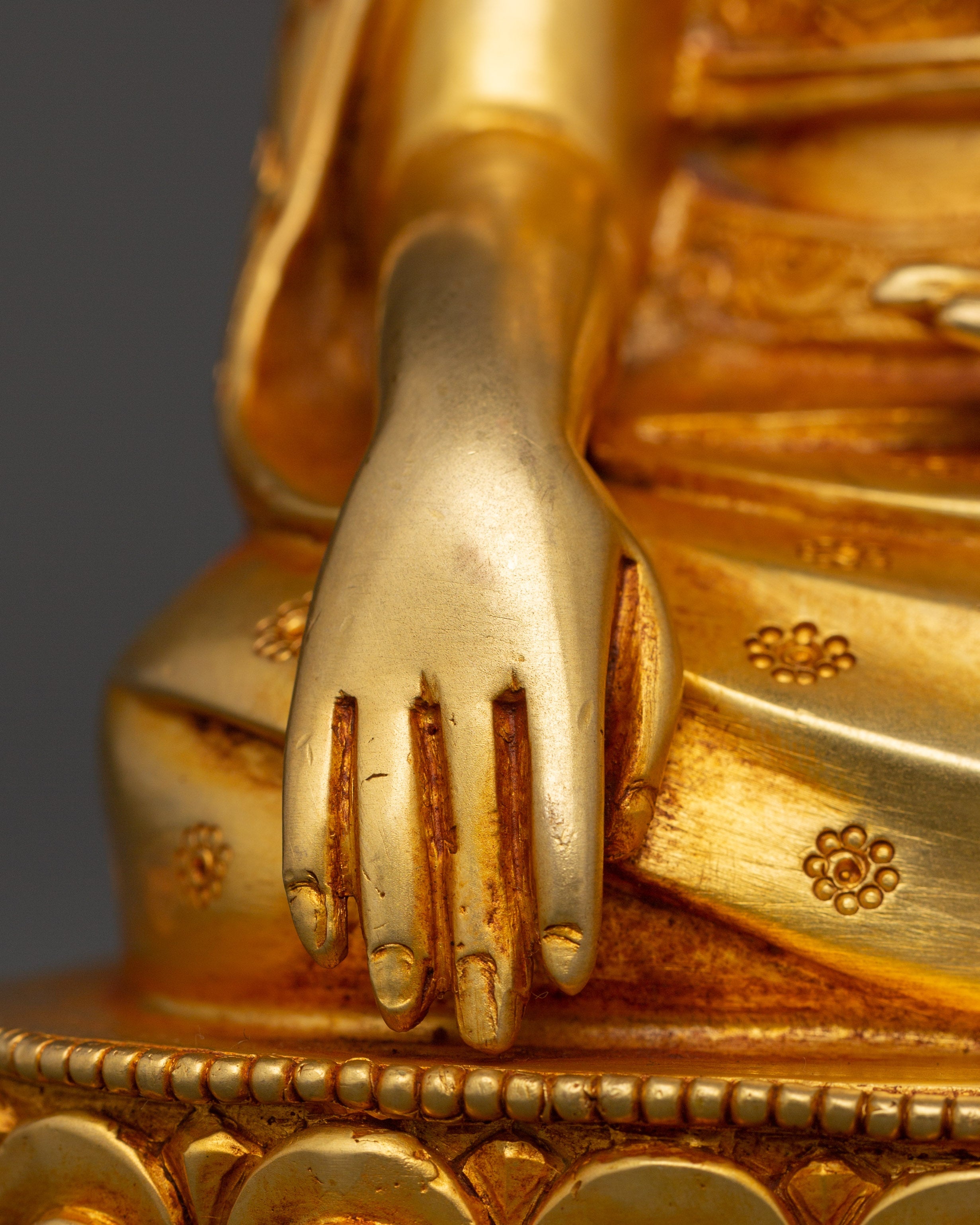 Gold Plated Guru Shapdum Statue | Zhabdrung Rinpoche Sculpture