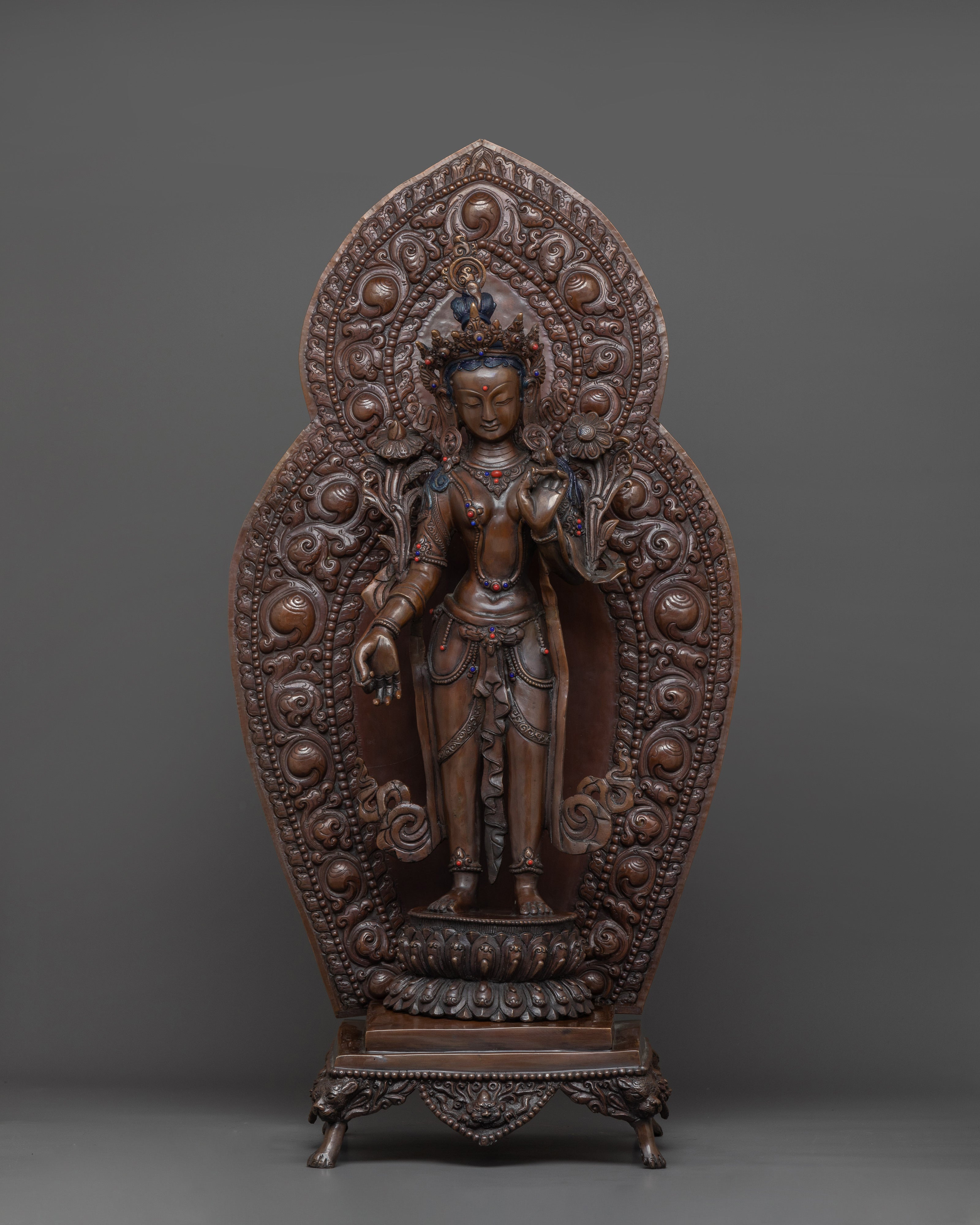 statue-of-standing-green-tara