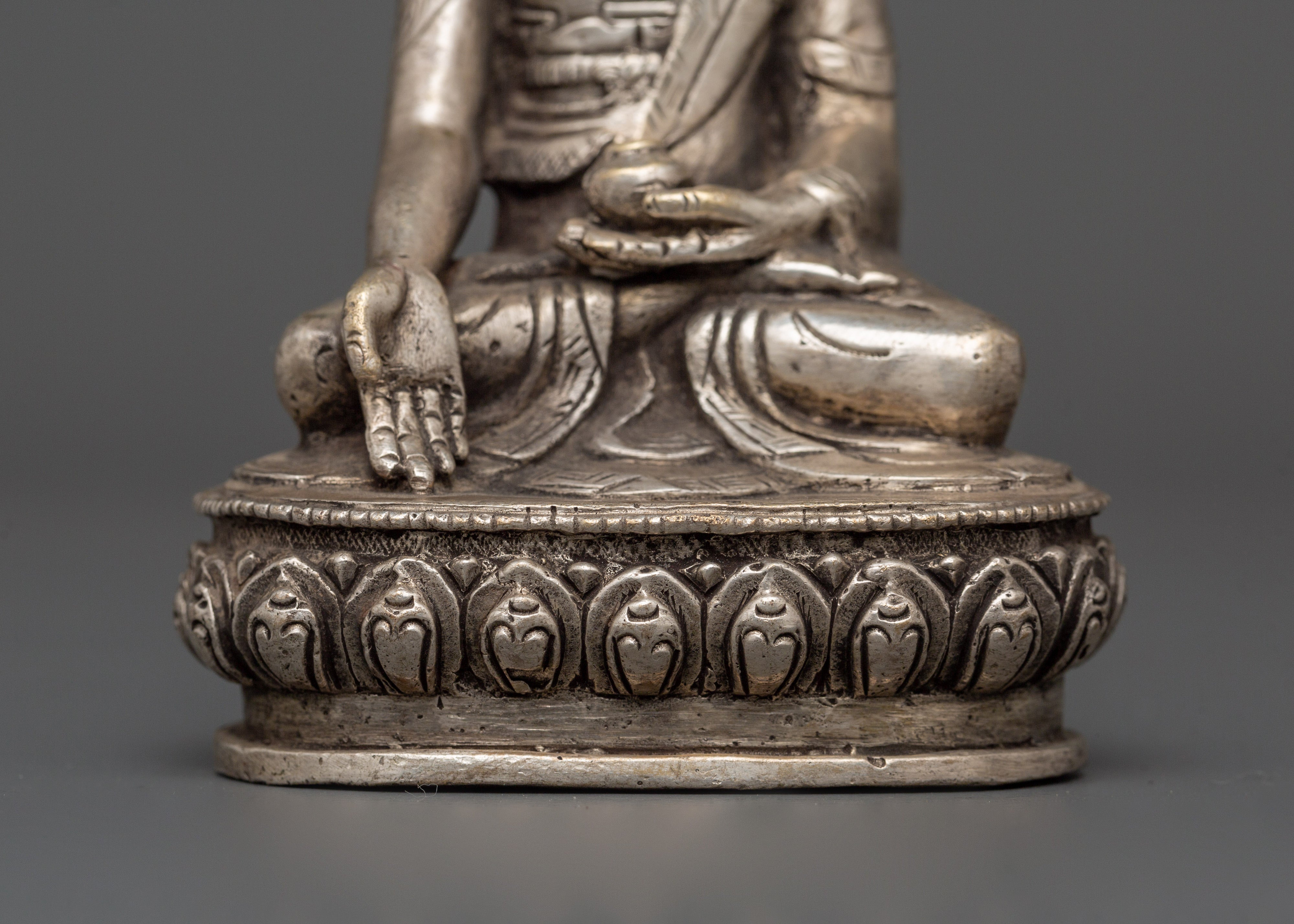 Tibetan Deity of Generosity Ratnasambhava Buddha Statue