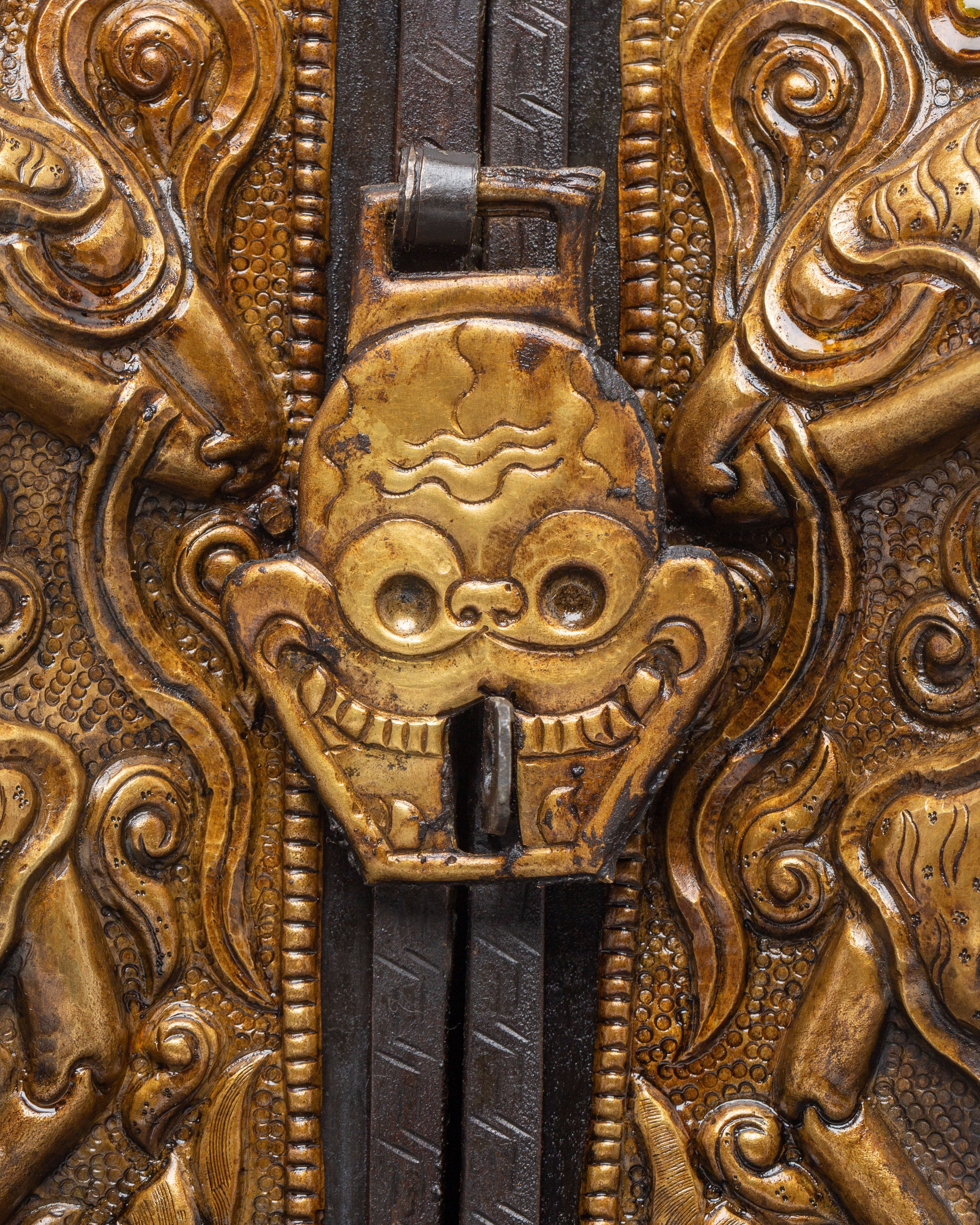 Chitipiti Iron Box | Box for Altar and Meditation