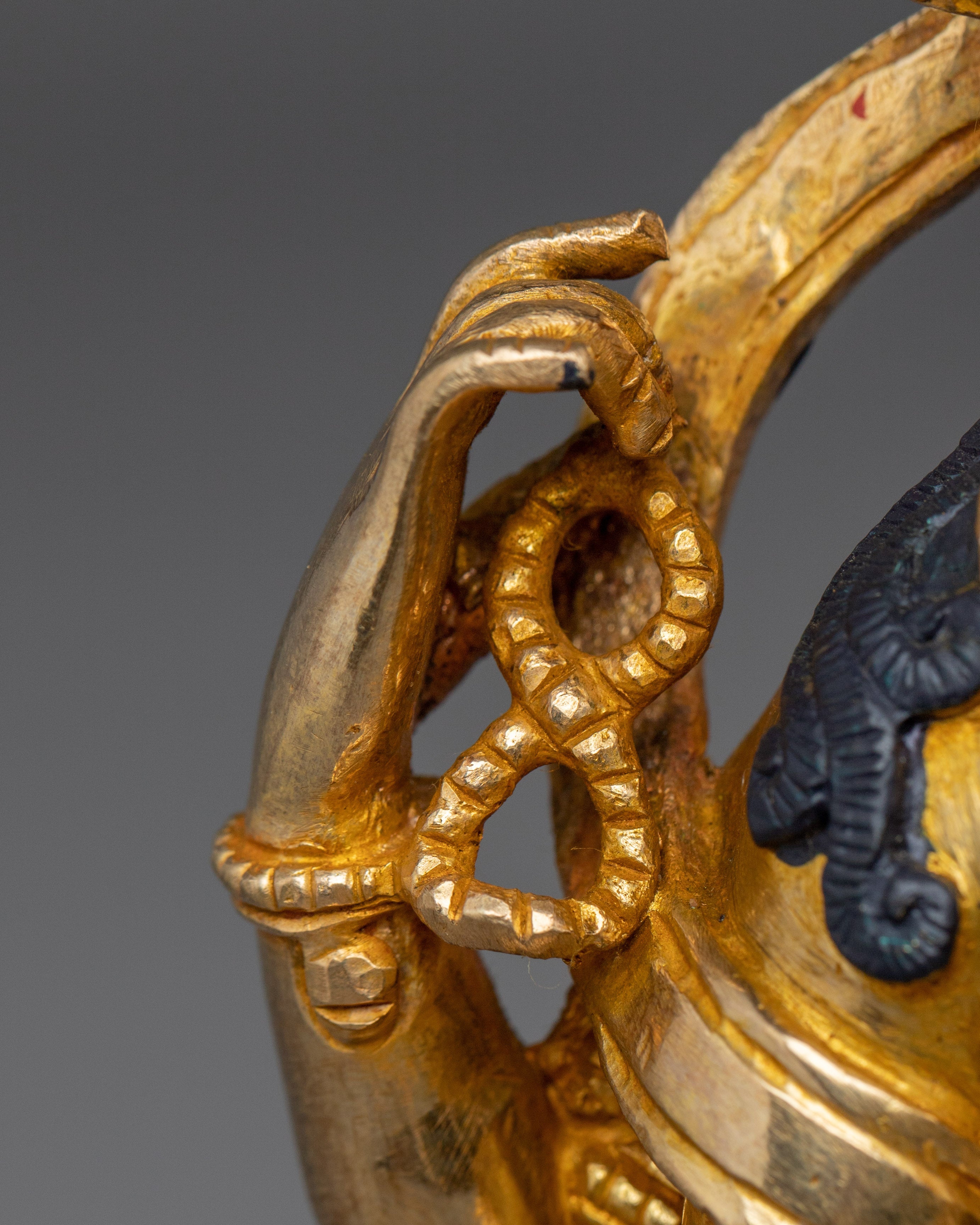 Divine Deity Chenrezig | Avalokiteshvara statue