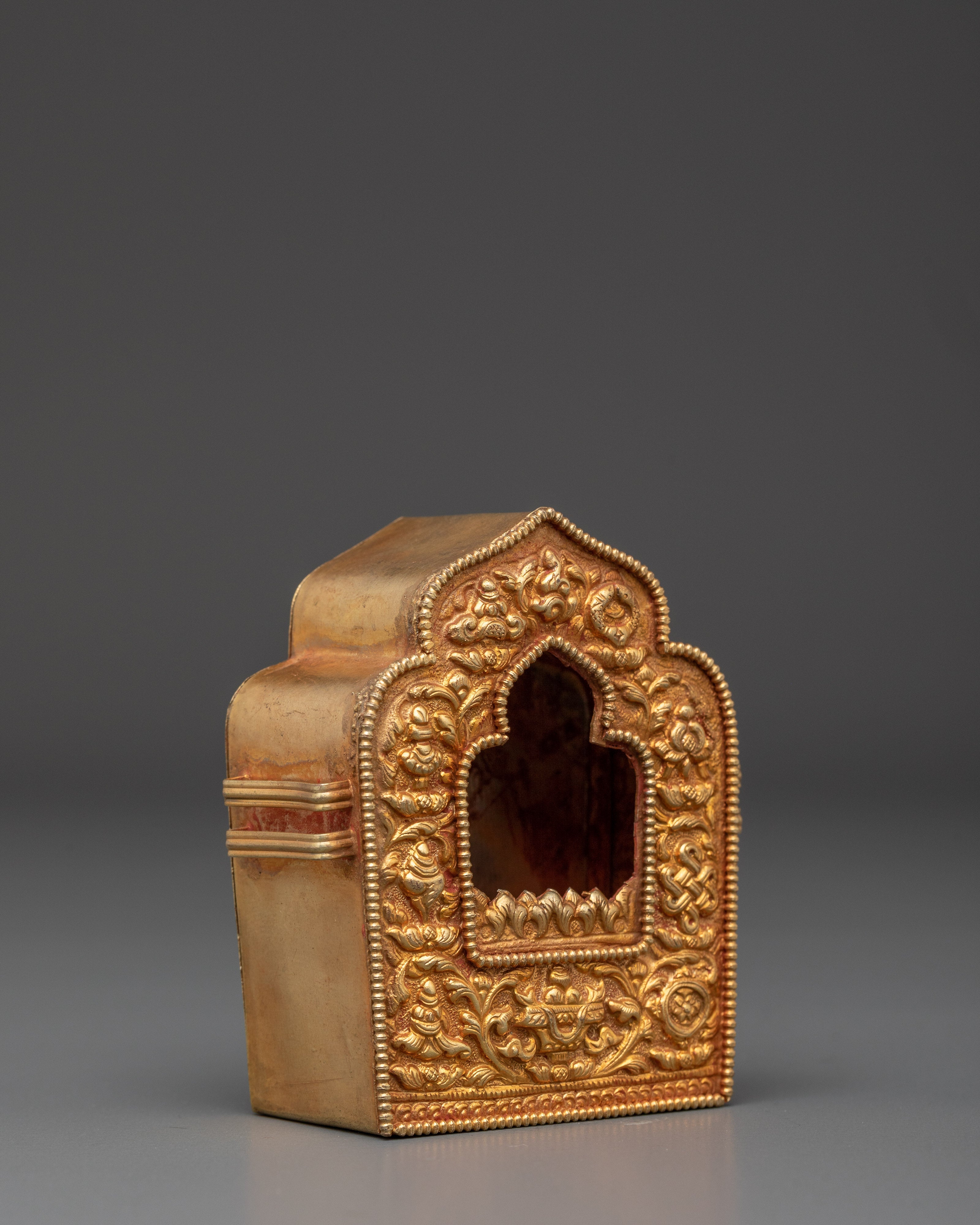 Tibetan Spiritual Ghau Box | Portable Buddhist Altar