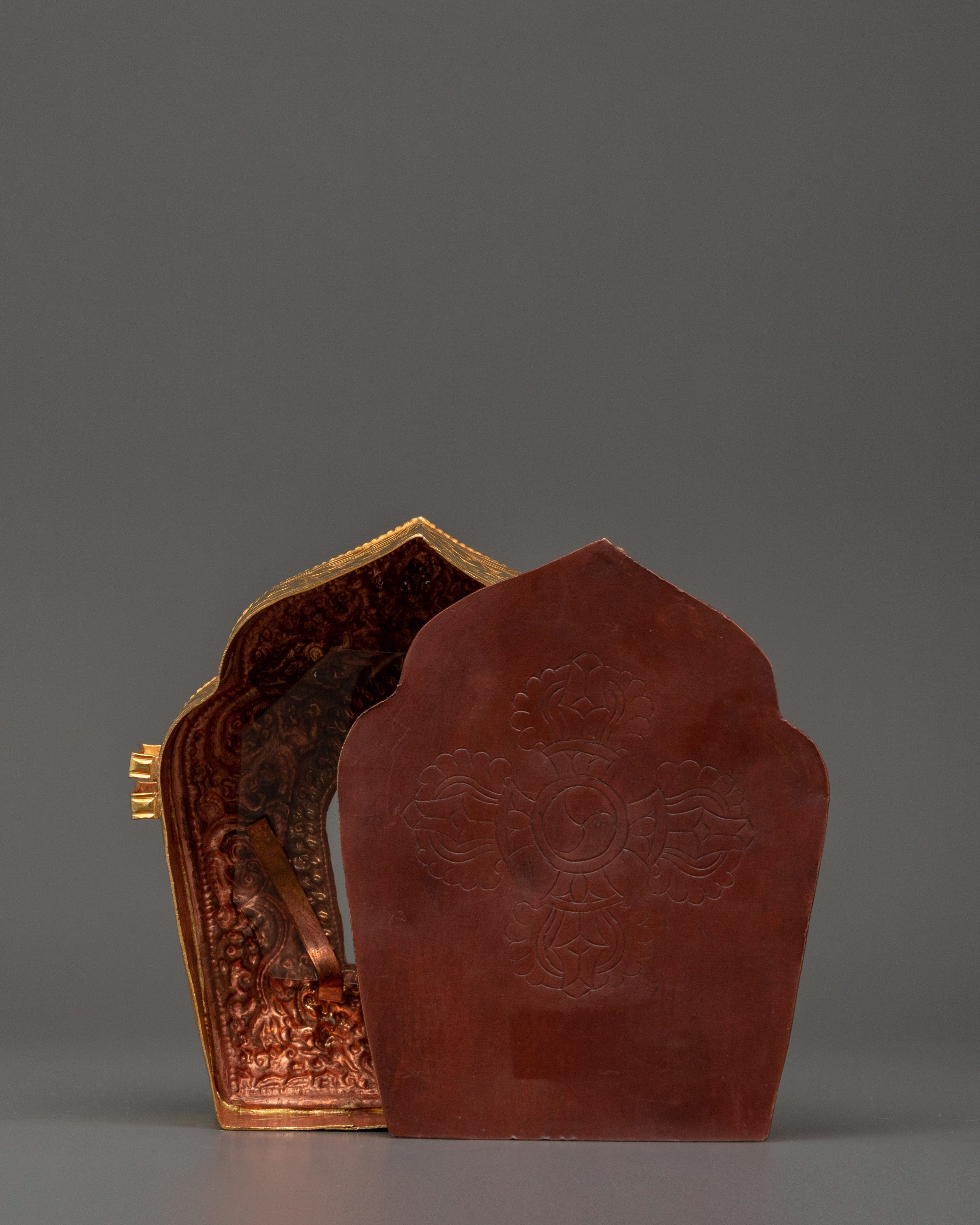 Precious Relic Holder Ghau Box | Beautiful Gold-Plated Copper Body
