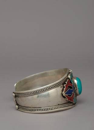 Turquoise Engraved Bracelet | Wearable Spiritual Art for Mindfulness