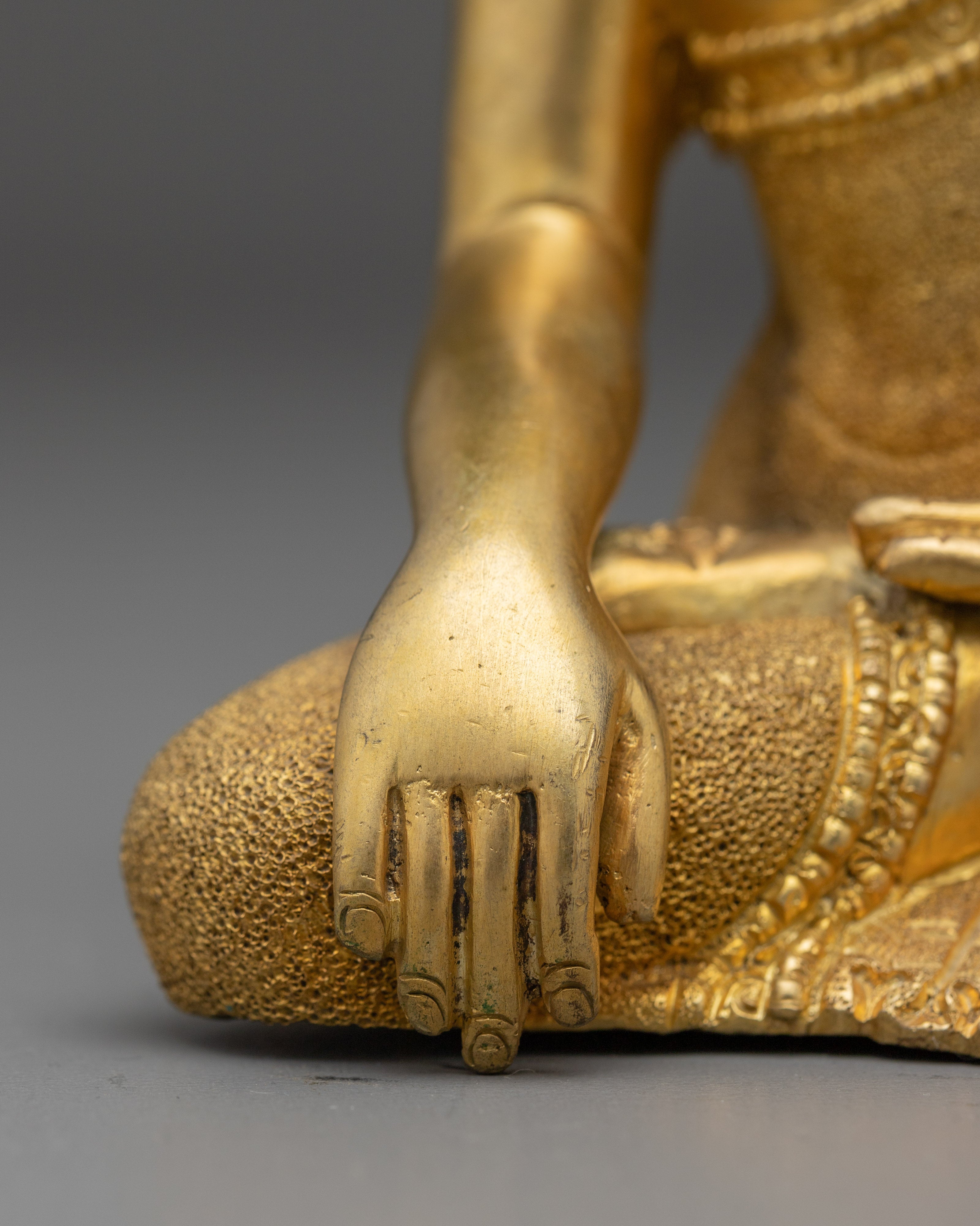 Awakened Buddha Shakyamuni Statue | Spiritual Buddha Sculpture for Meditation