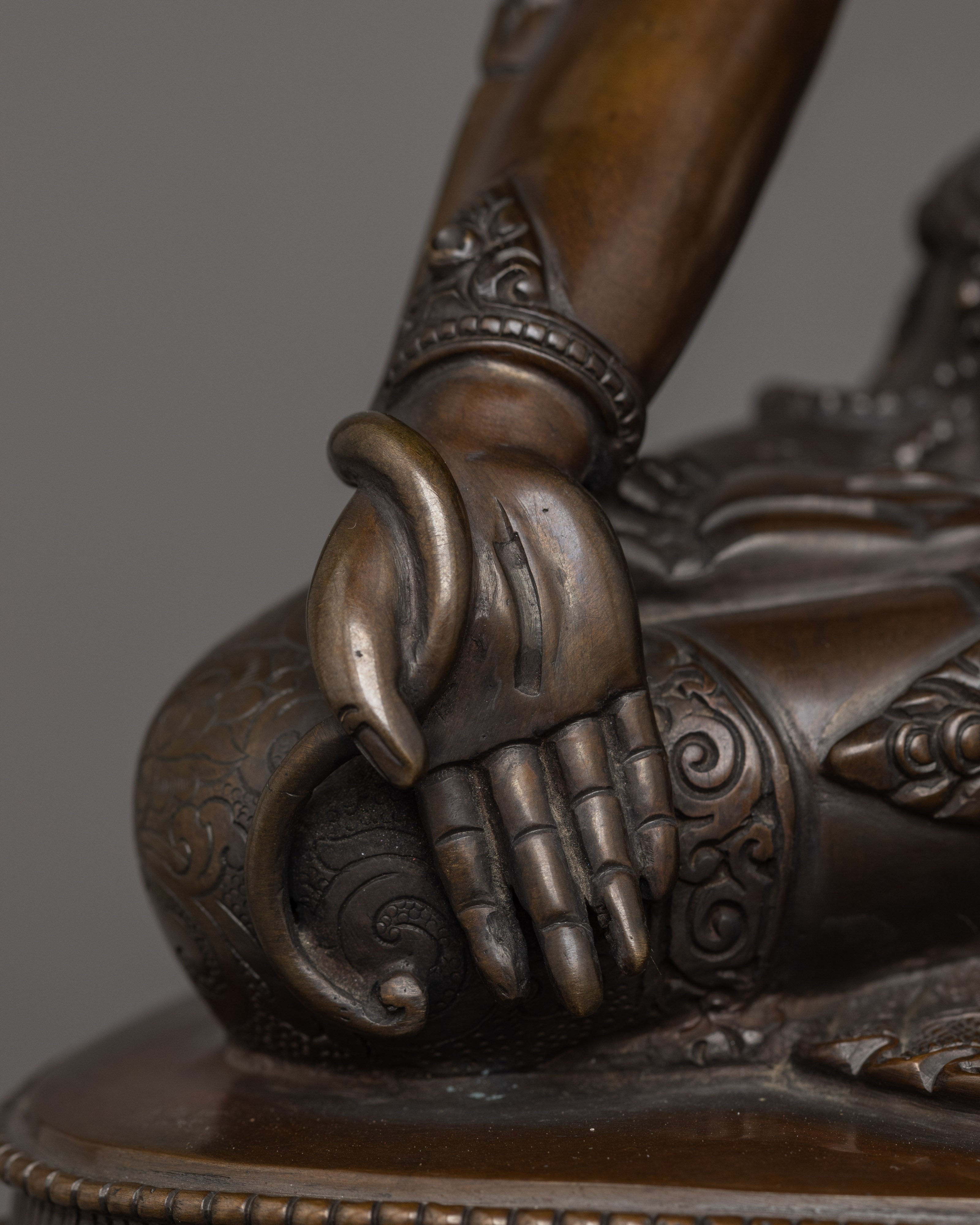 7 Eyes Goddess White Tara  Statue | The Goddess of Healing