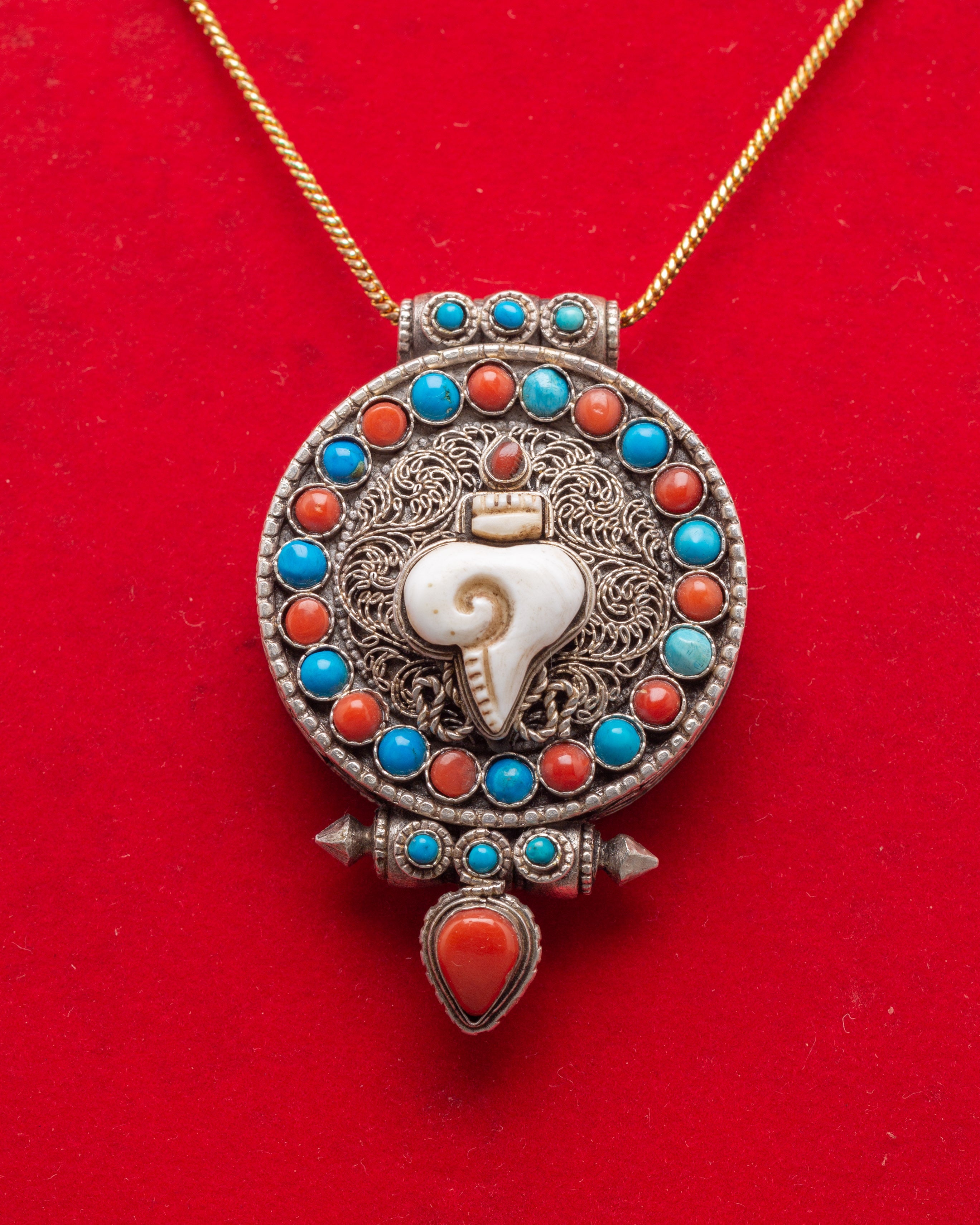 Conch Shell Silver Ghau Pendant | A Symbol of Peace and Protection
