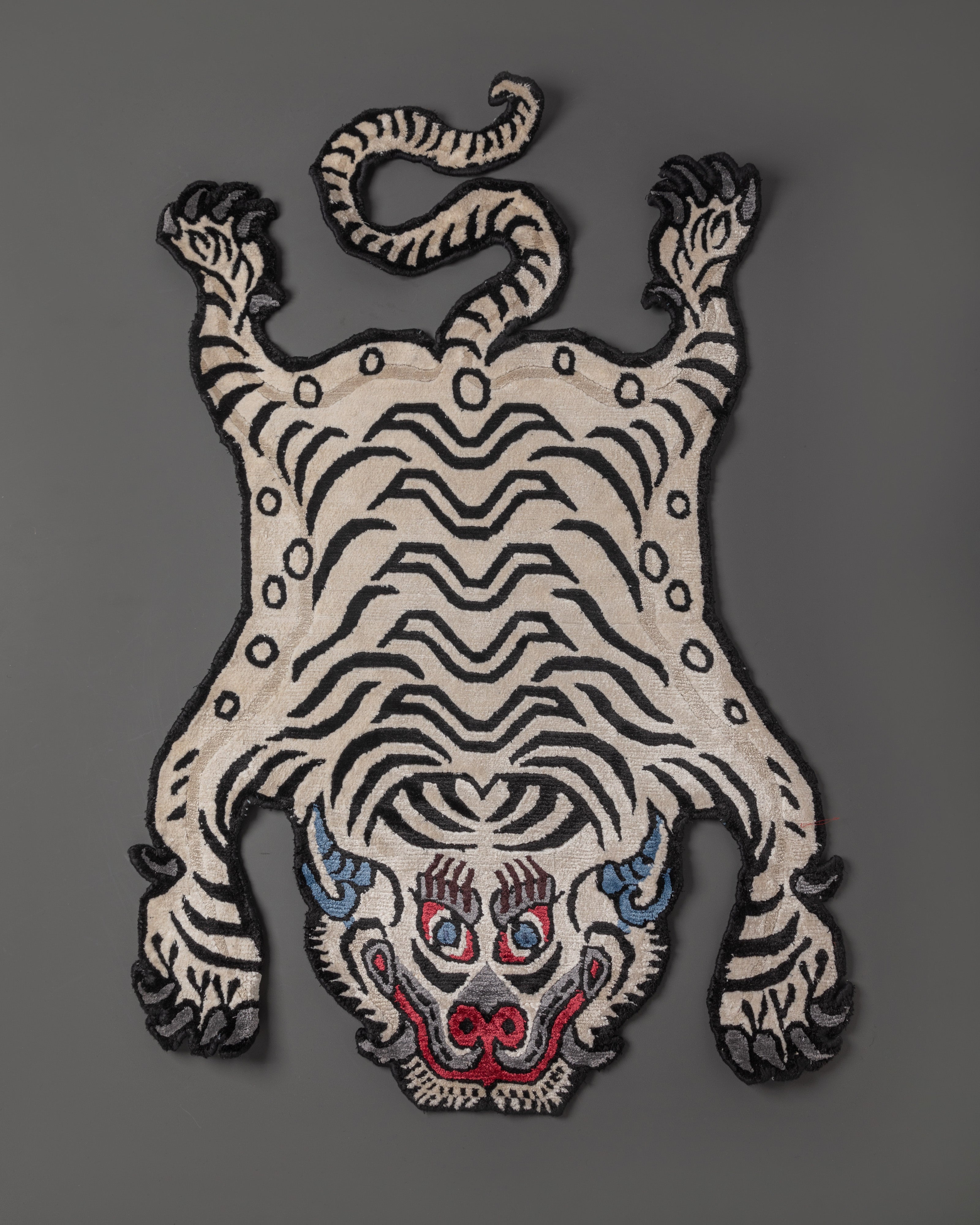 hand-knotted-white-tiger-rug