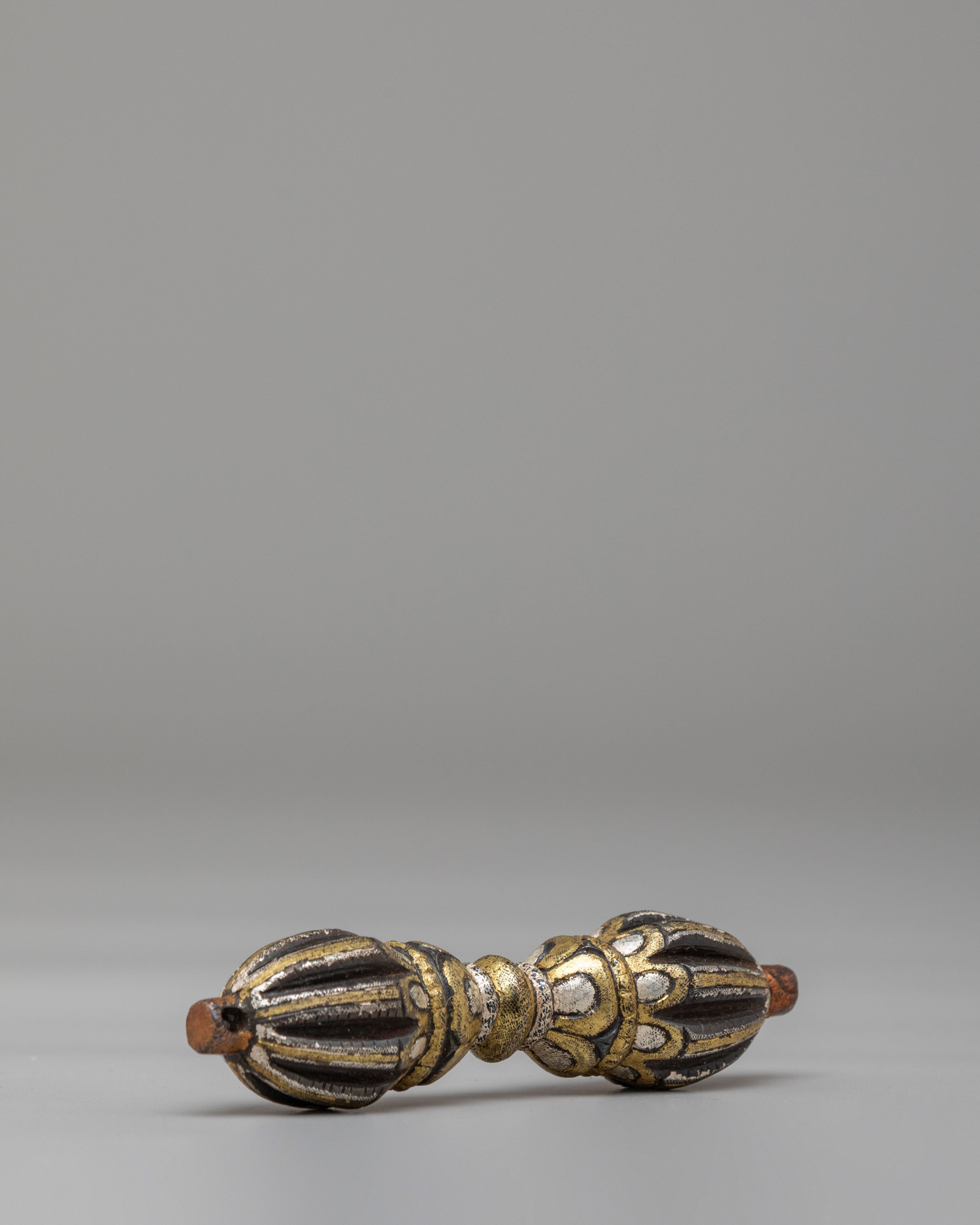 Traditional Altar Buddhist Dorje | Handcrafted Symbol of Strength