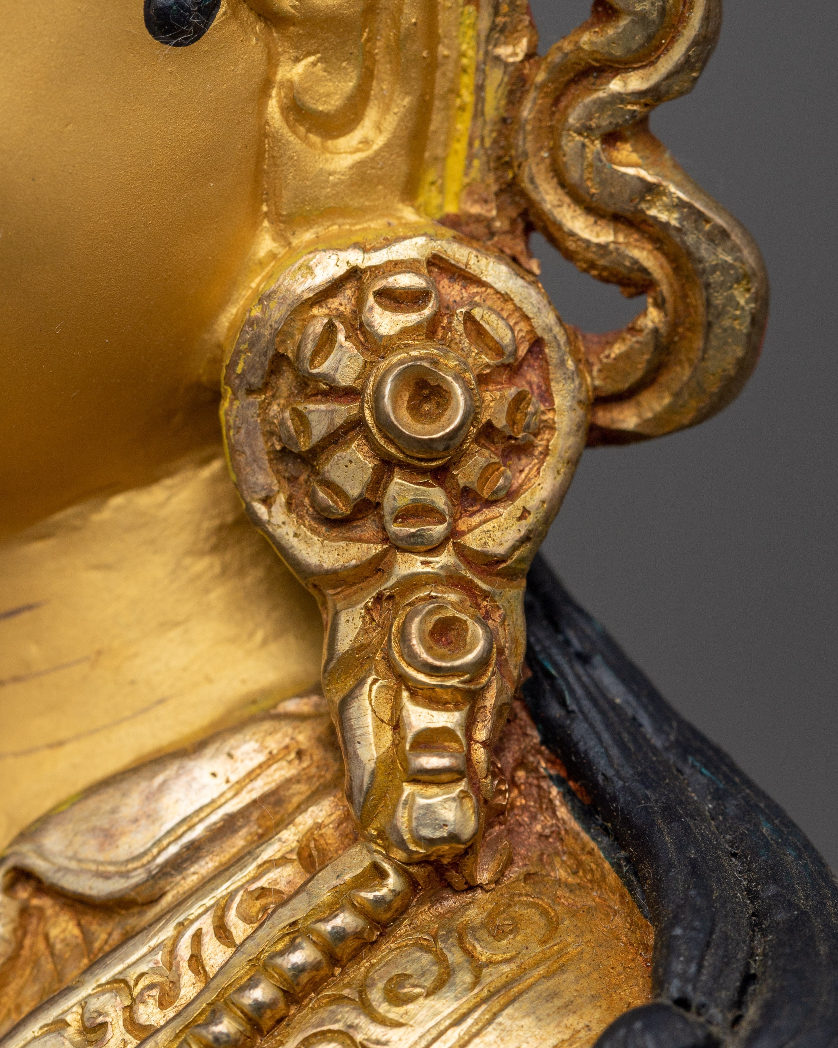 Guru Rinpoche Vajra Master of Vajrayana Buddhism | Profound Symbol of Enlightenment