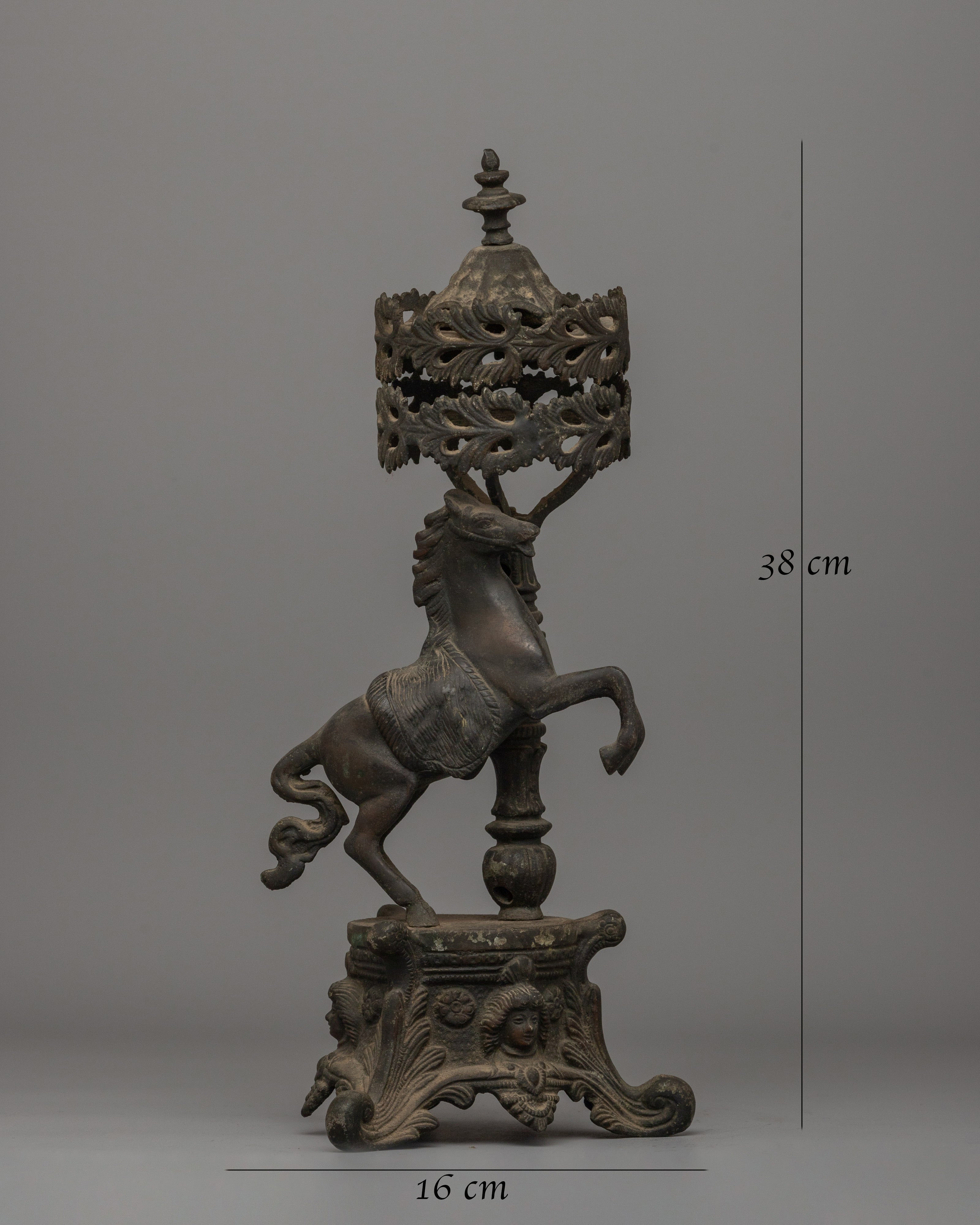 British Lamp Decor | Timeless Elegance for Your Home