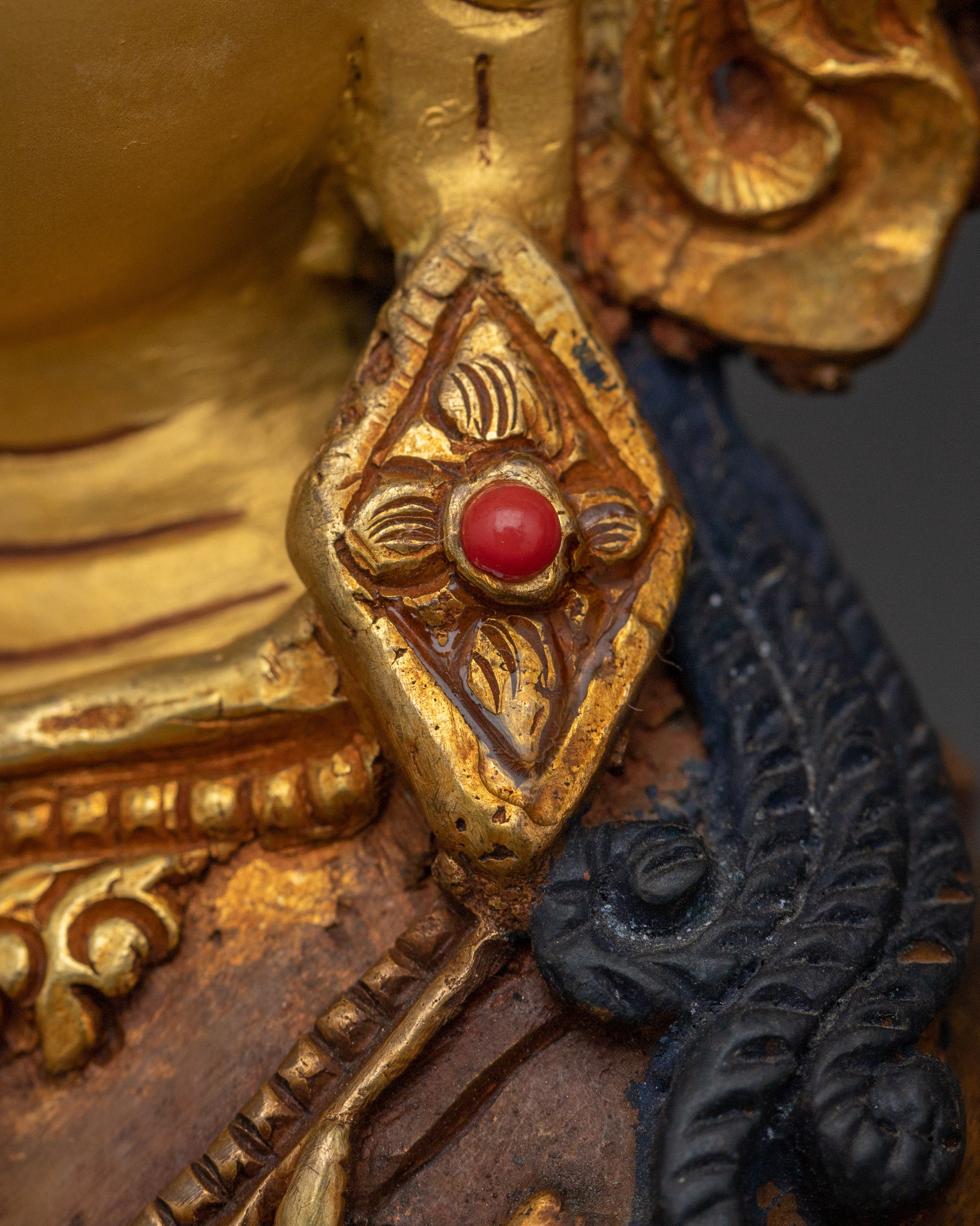 Lord Chenrezig Artwork | Avalokiteshvara Serene Figurine