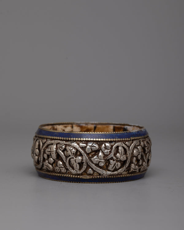 Tibetan Ethically Sourced Bone Bangle