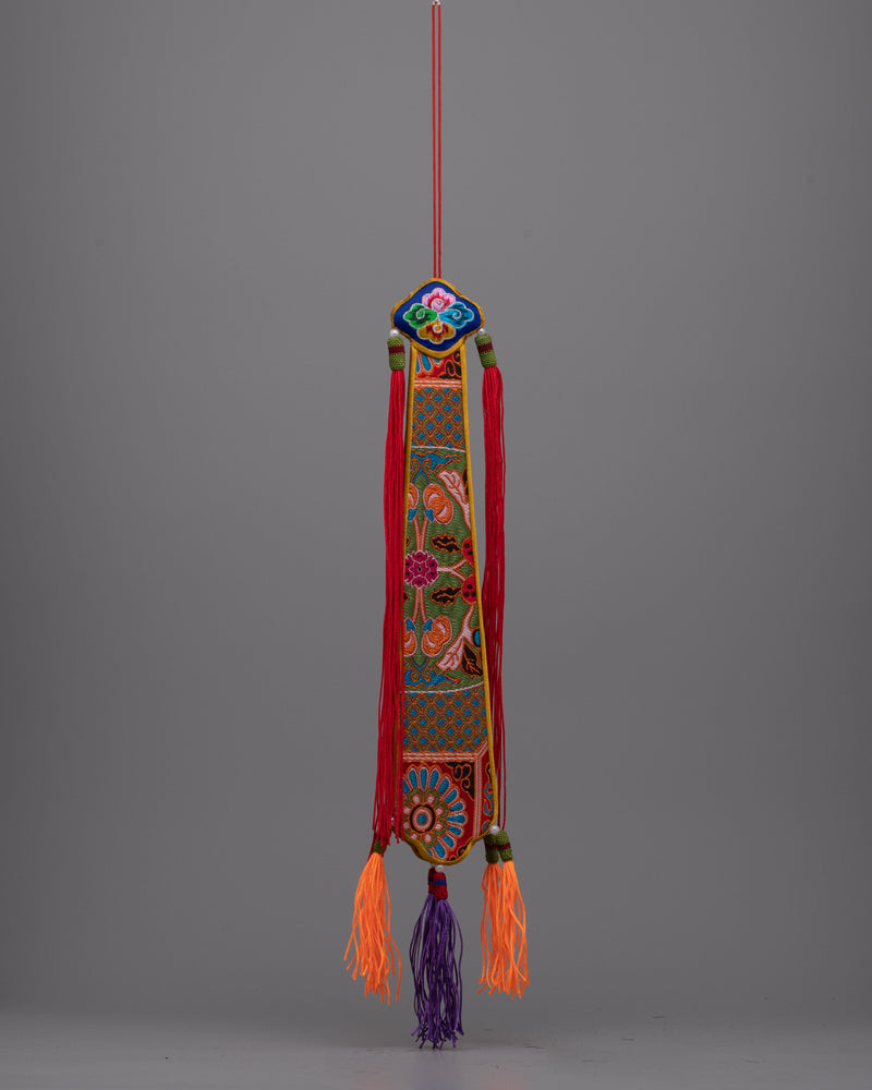 Dharma Damaru Tail