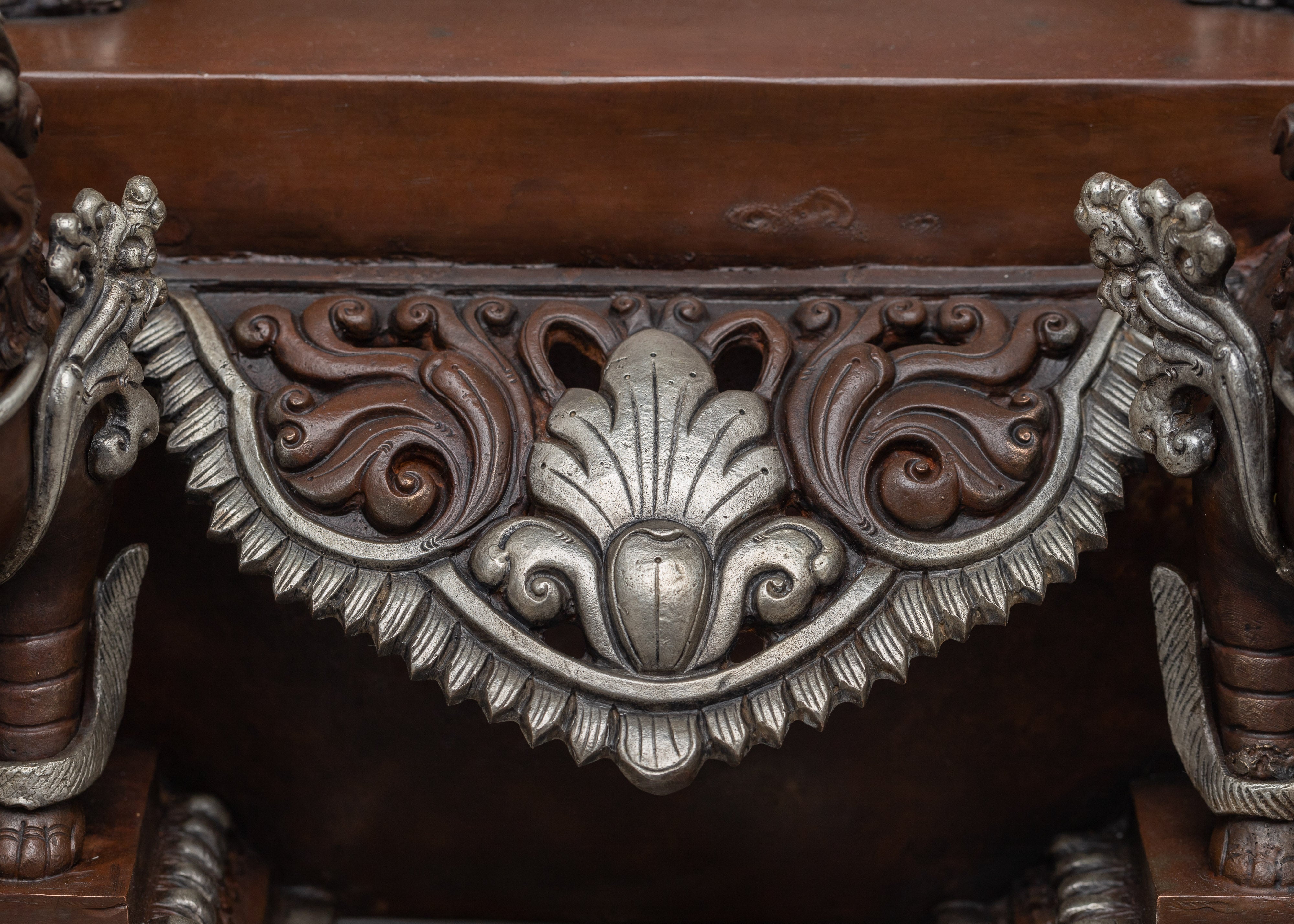 Tibetan Throne | Throne For the Statue