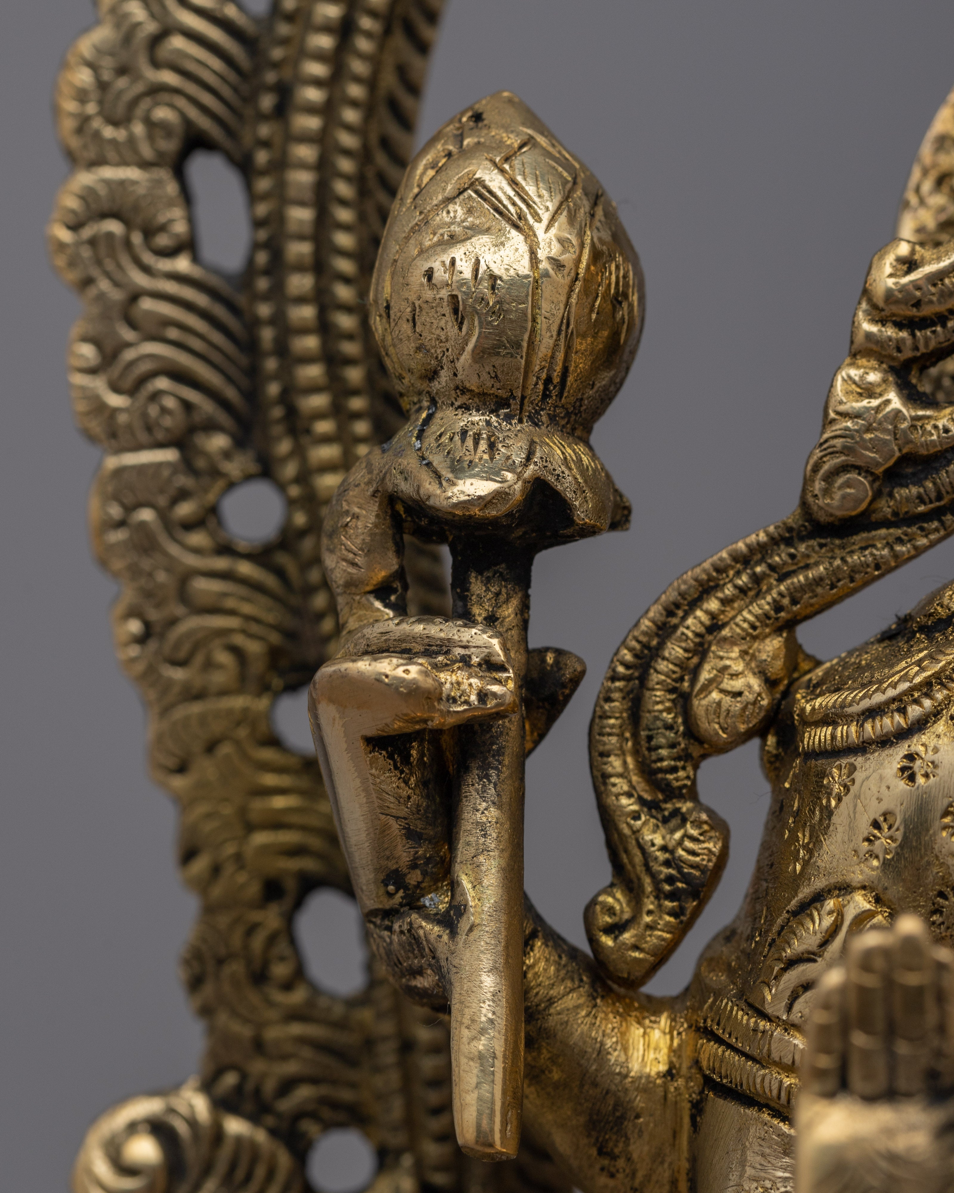 Goddess Laxmi Statue | Embracing Abundance and Fortune in Art