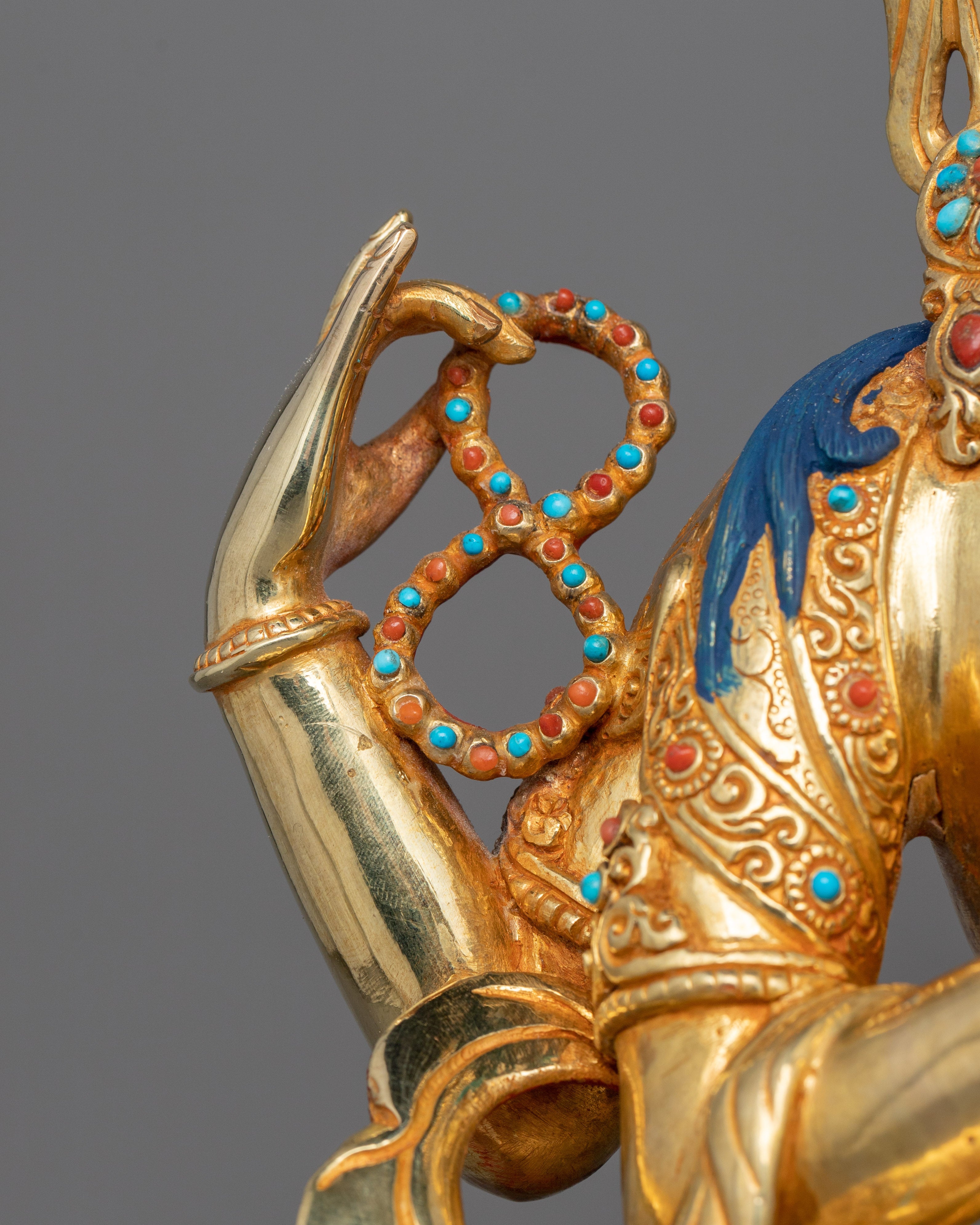 Meditation Statue of Chenrezig | The embodiment of Compassion
