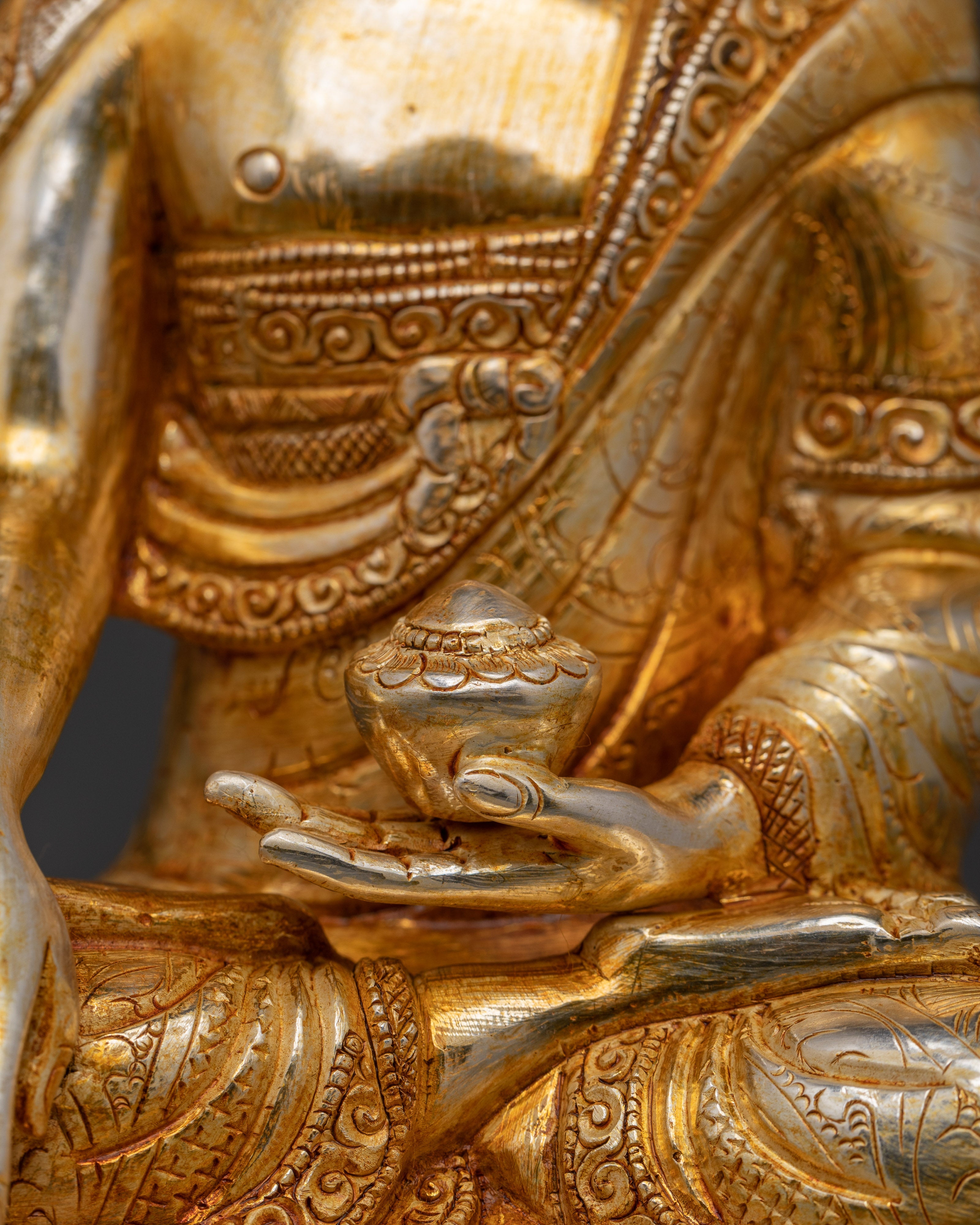 Buddha Shakyamuni Handmade Sculpture | Serenely Seated Buddha Statue