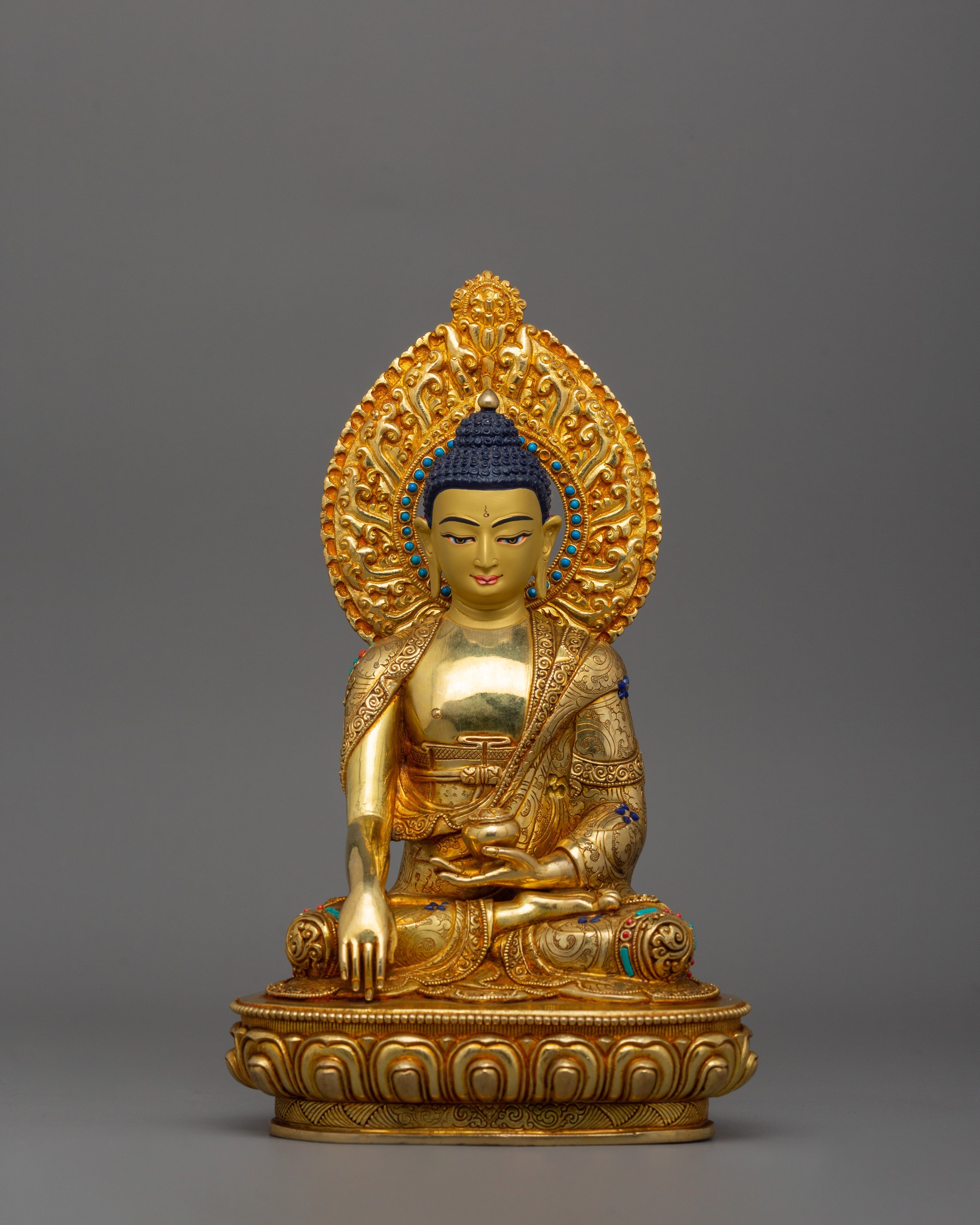 Tibetan Figurine of Buddhist deity shakyamuni Buddha 