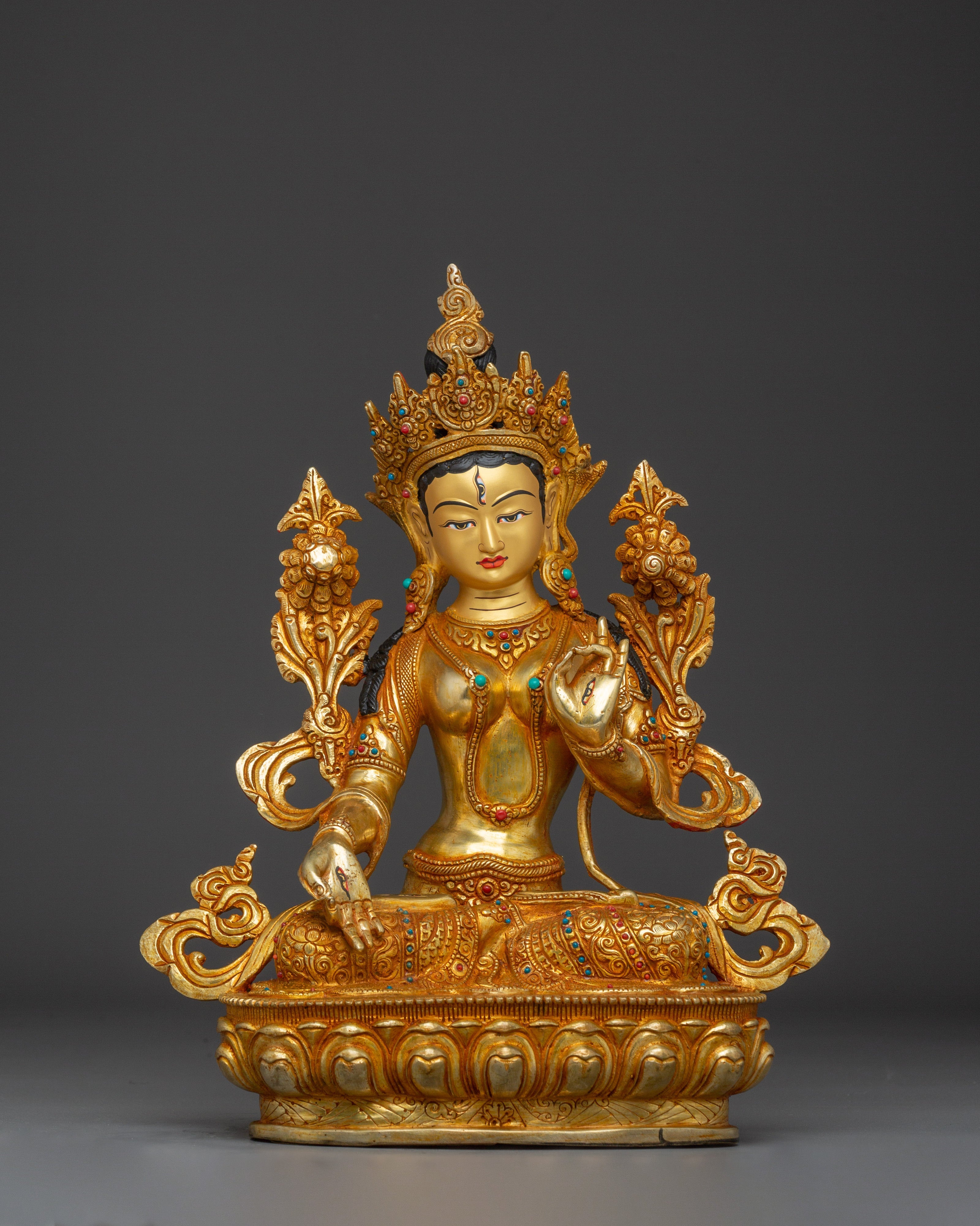 calm-sita-tara-statue