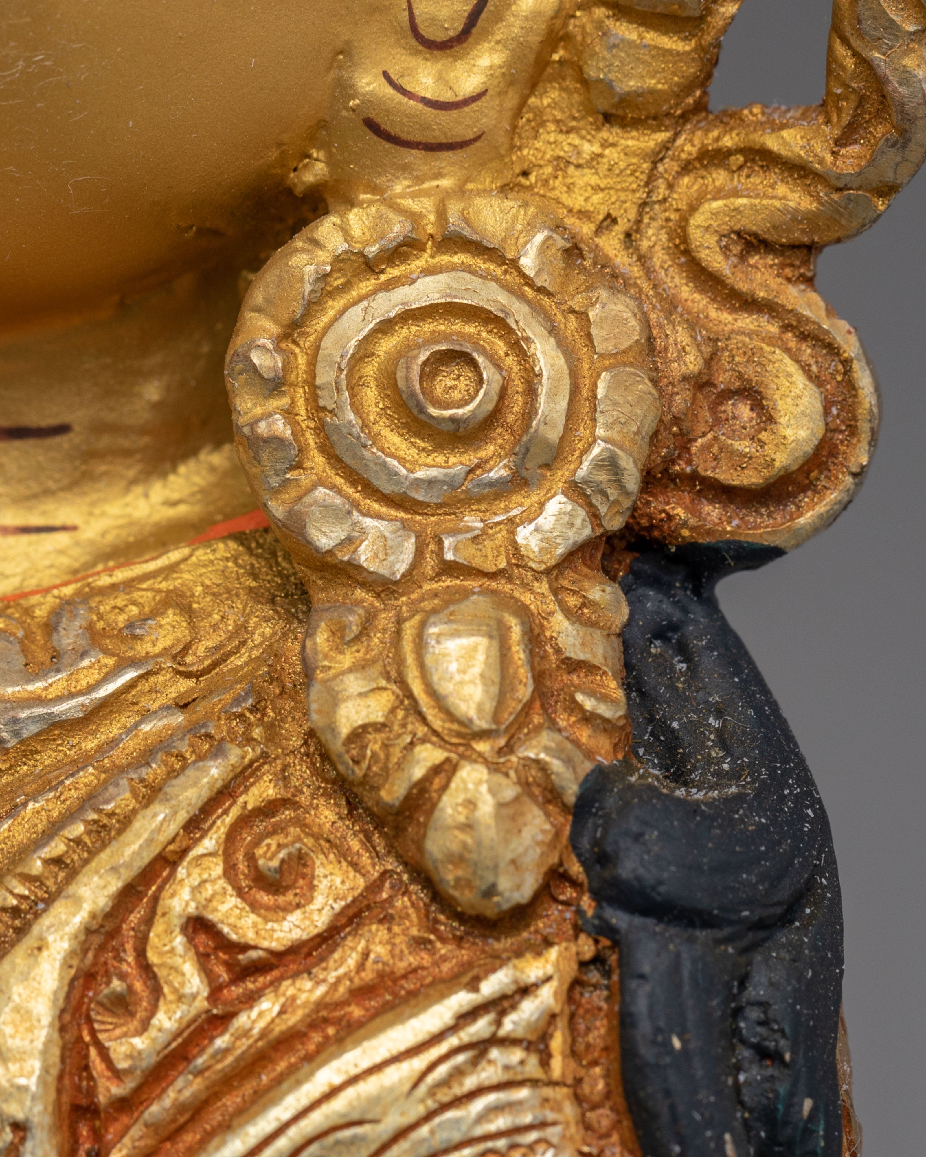 Traditional Buddhist Guru Rinpoche Sculpture | Spiritual Decor for Meditation