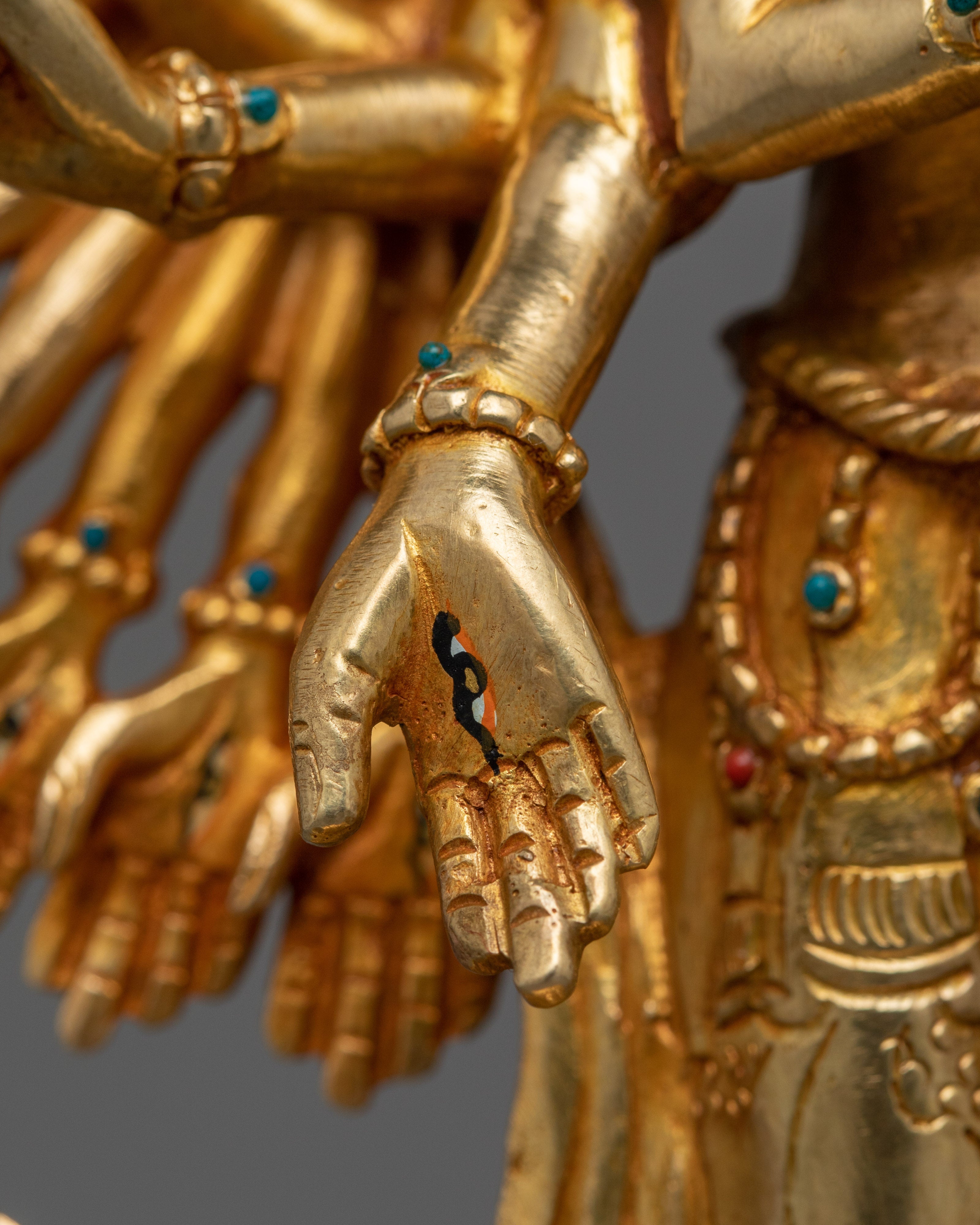 Thousand Armed Chenrezig FIgurine | Himalayan Traditional Sacred Artwork