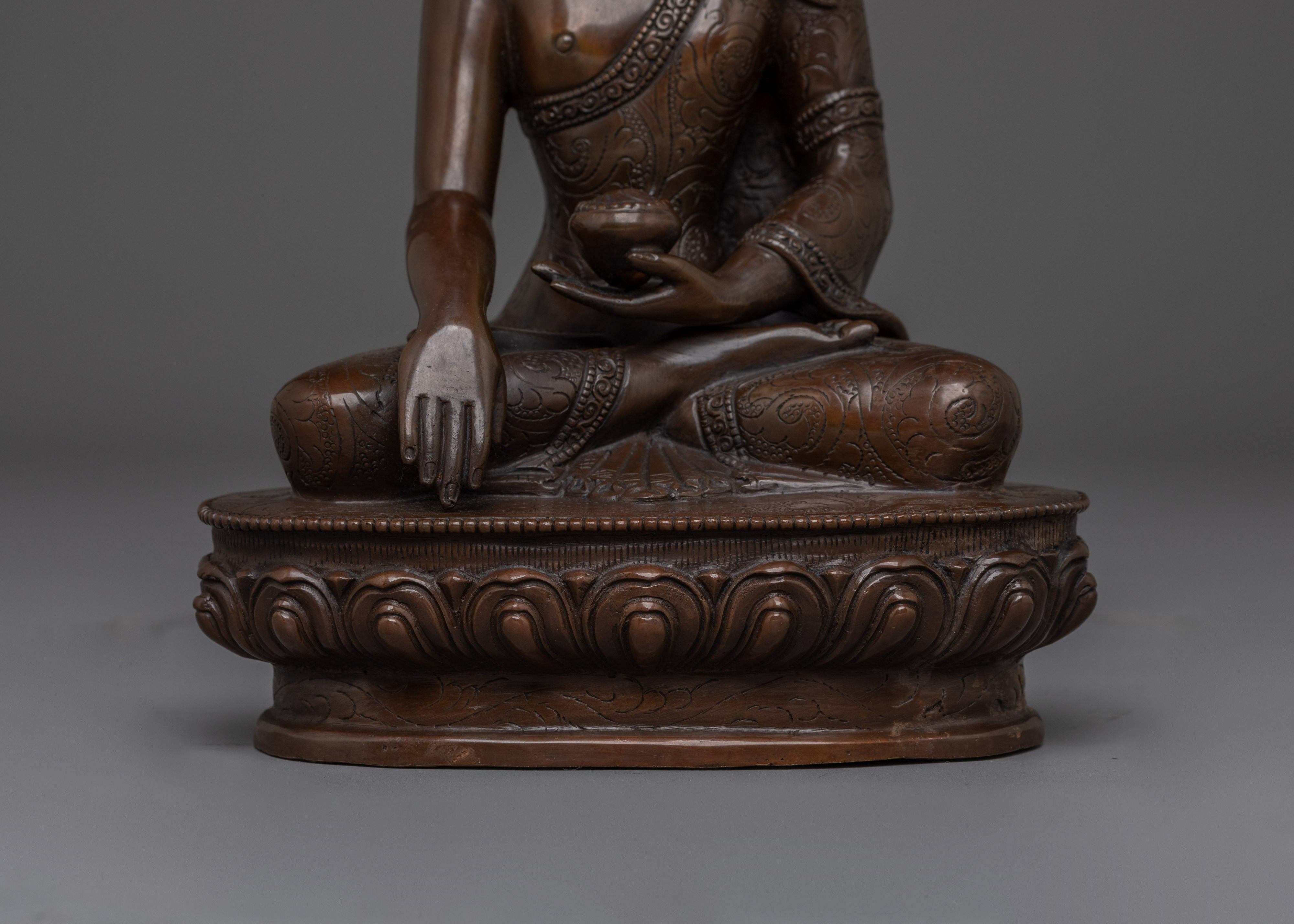 Shakyamuni Buddha Oxidized Copper Artwork | Enlightened Buddha for Meditation