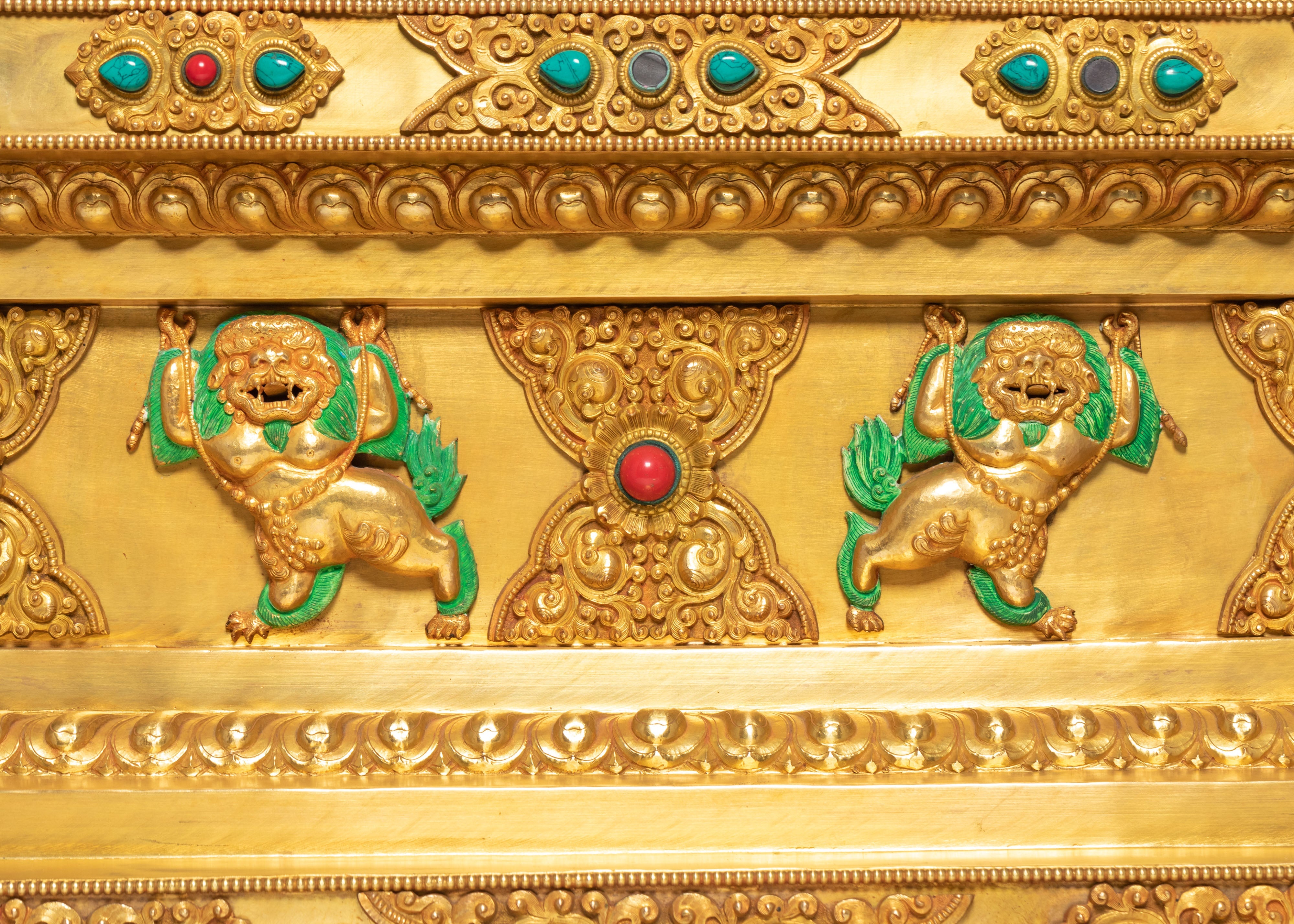 Large Golden Stupa | Path to Enlightenment