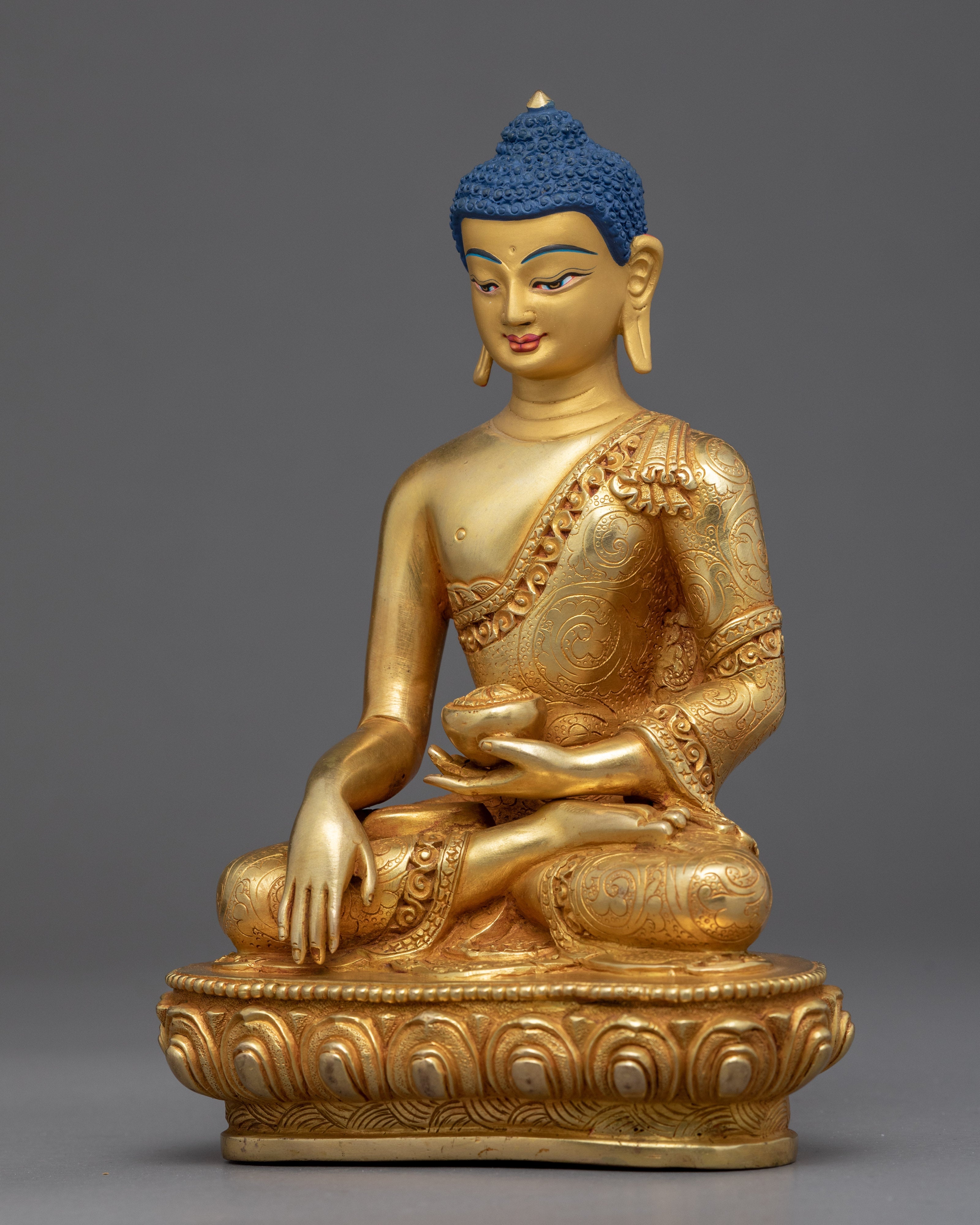Small Buddha Shakyamuni Statue | Gold Gilded Sculpture