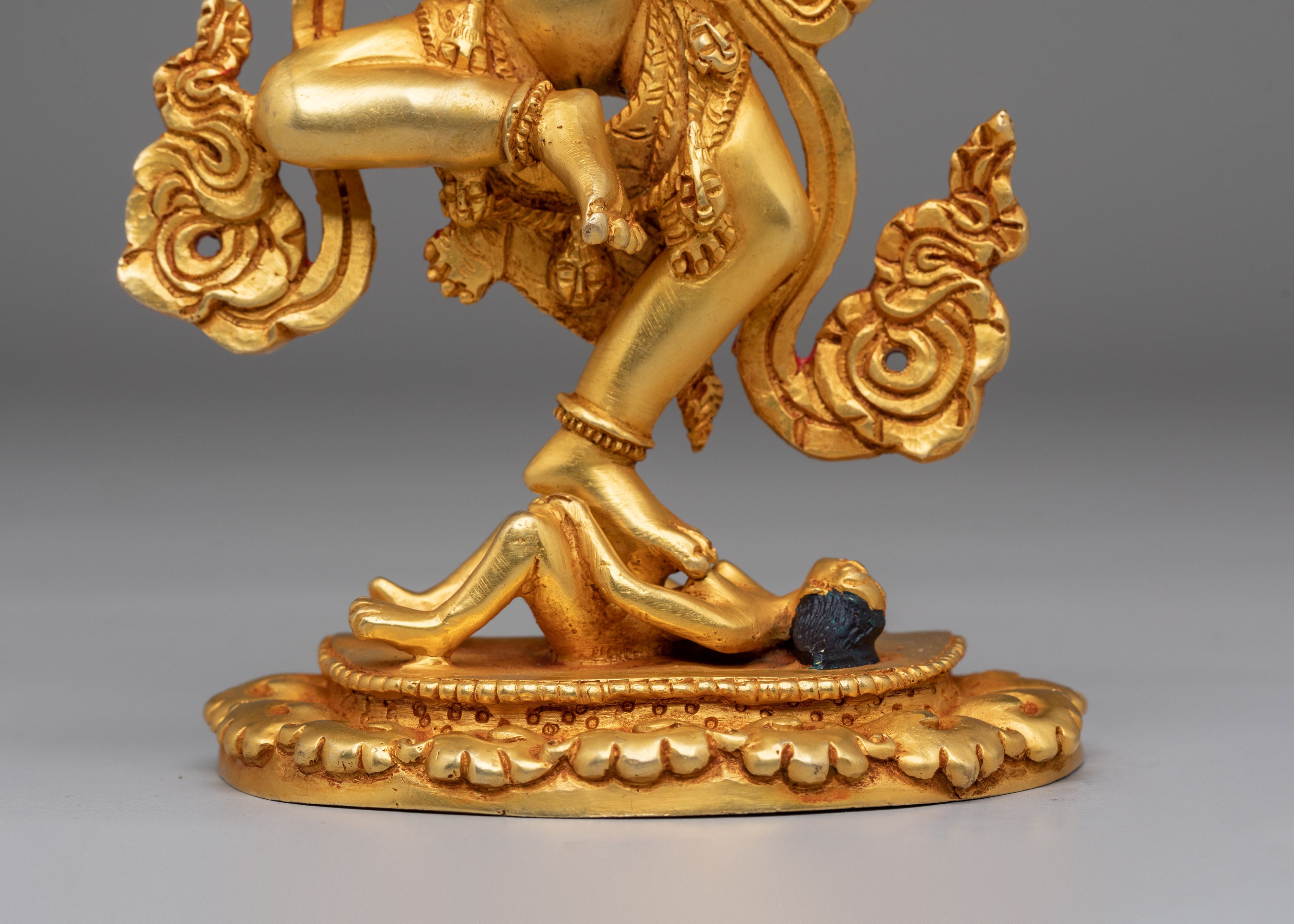 Handmade Buddhist Simhamukha Statue | Tibetan Goddess Sculpture