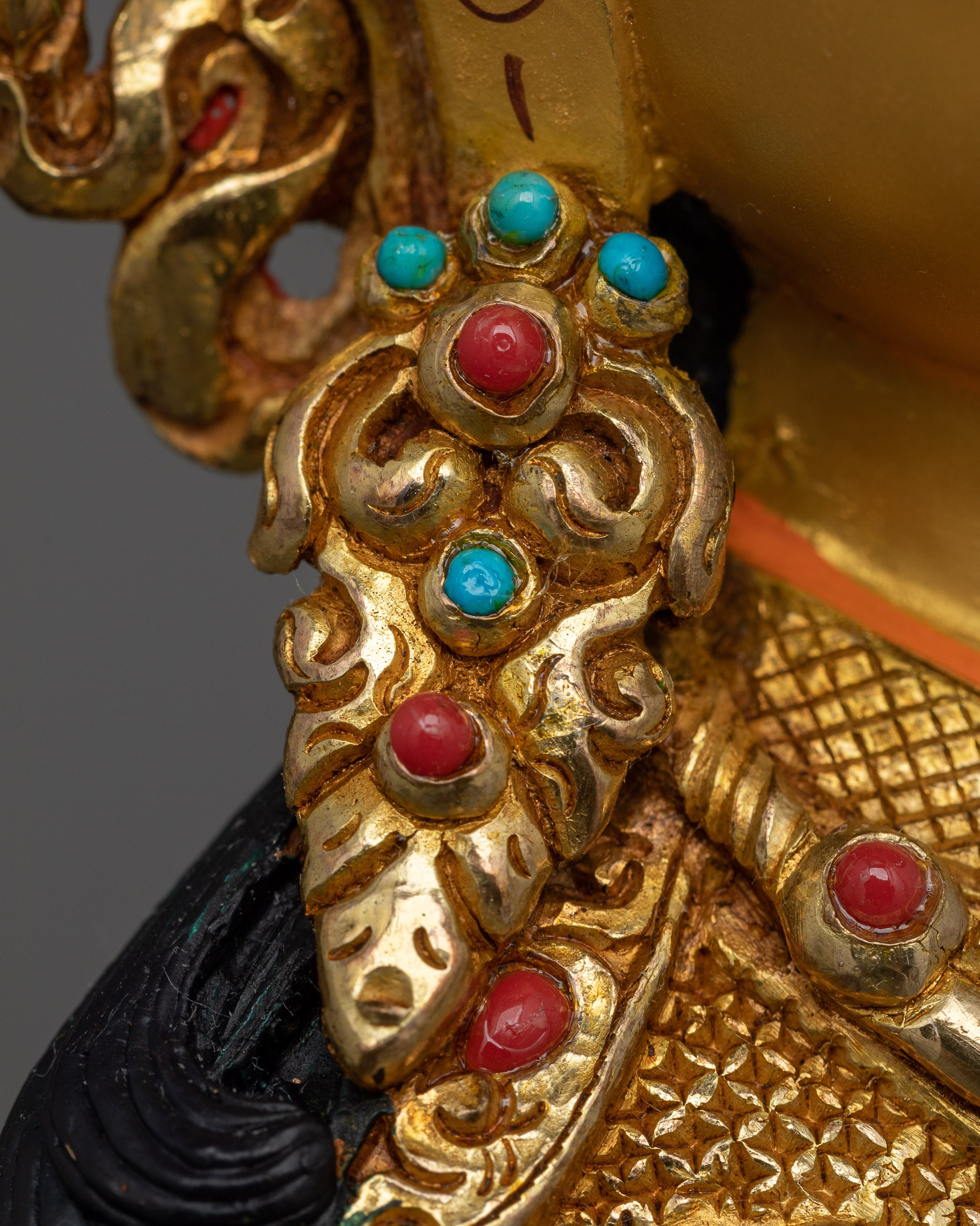 Guru Rinpoche Tibetan Tantric Master Sculpture | Symbol of Spiritual Power and Protection