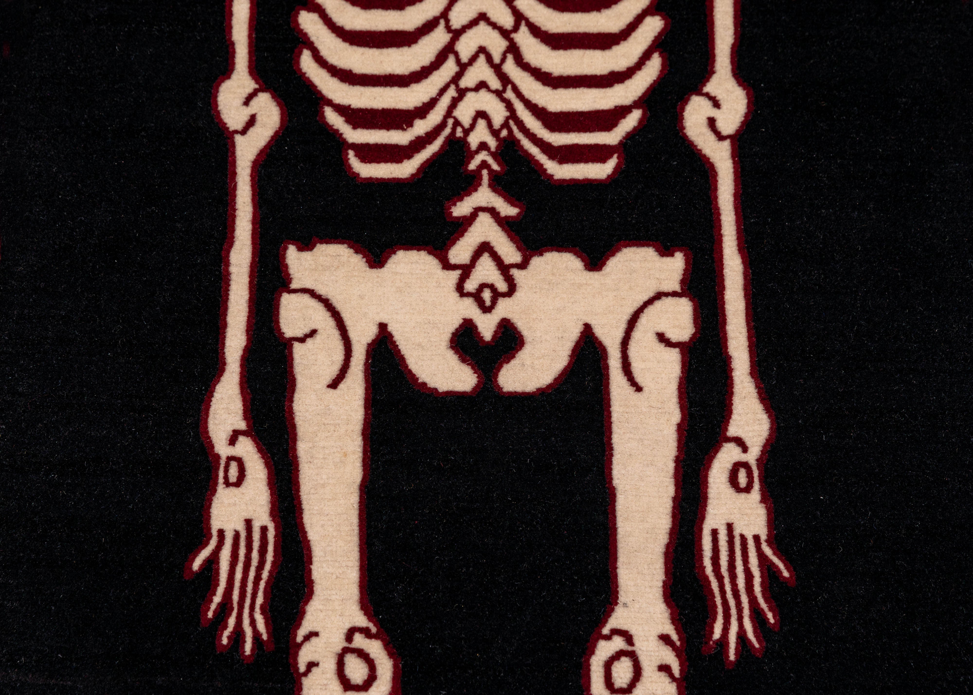 Skull Design Decorative Rug | Tibetan & New Zealand Wool with Viscose Accents