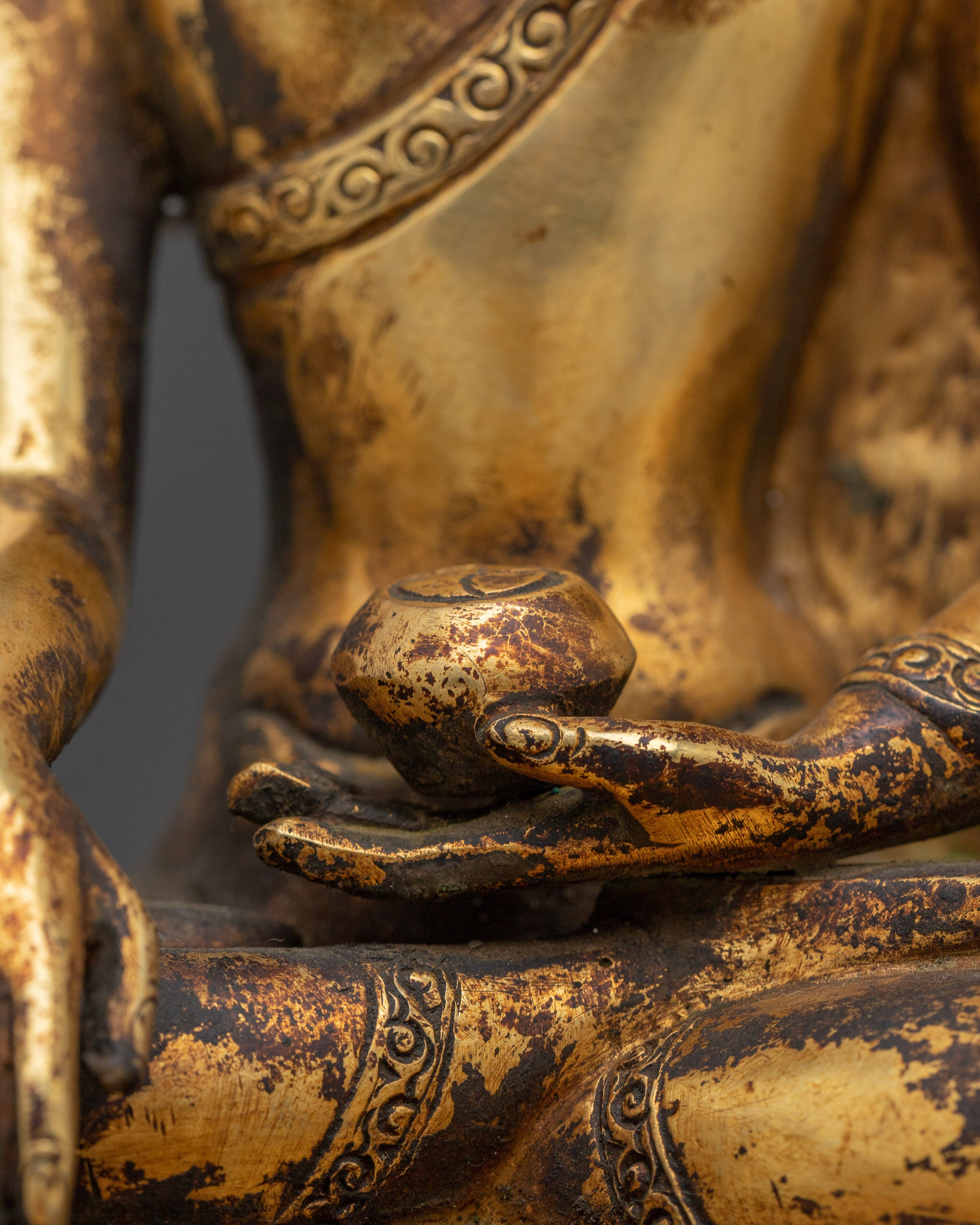 Copper And Gold Plated Shakyamuni Buddha Statue | Symbol of Calm and Divine Knowledge