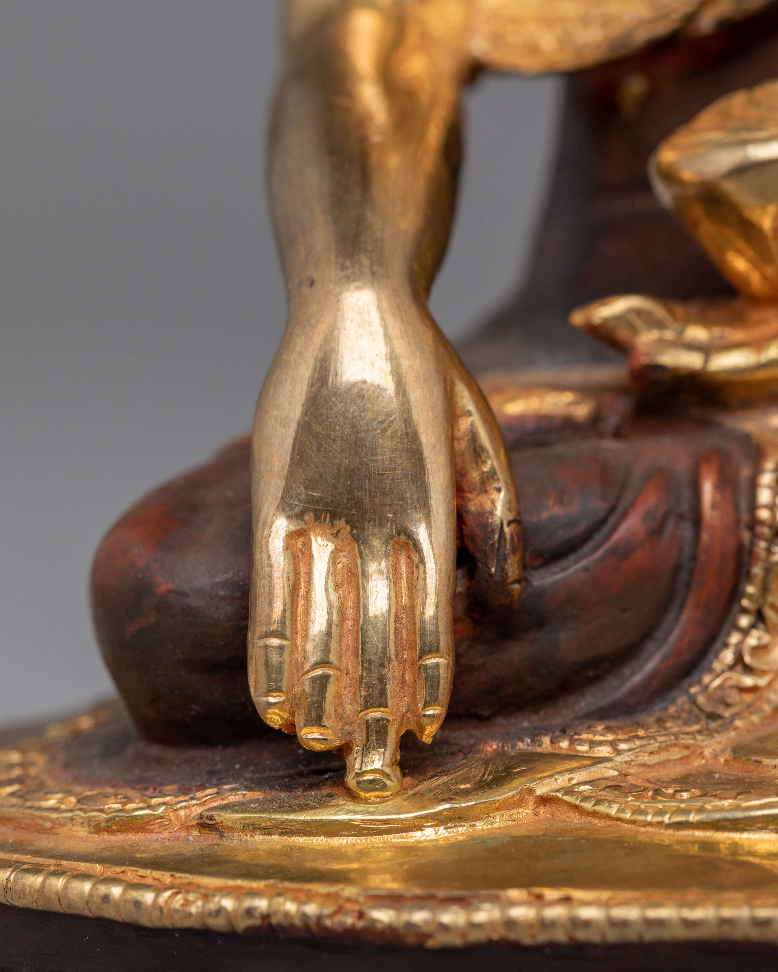 Golden Statue of Buddha Shakyamuni | Enlightened One