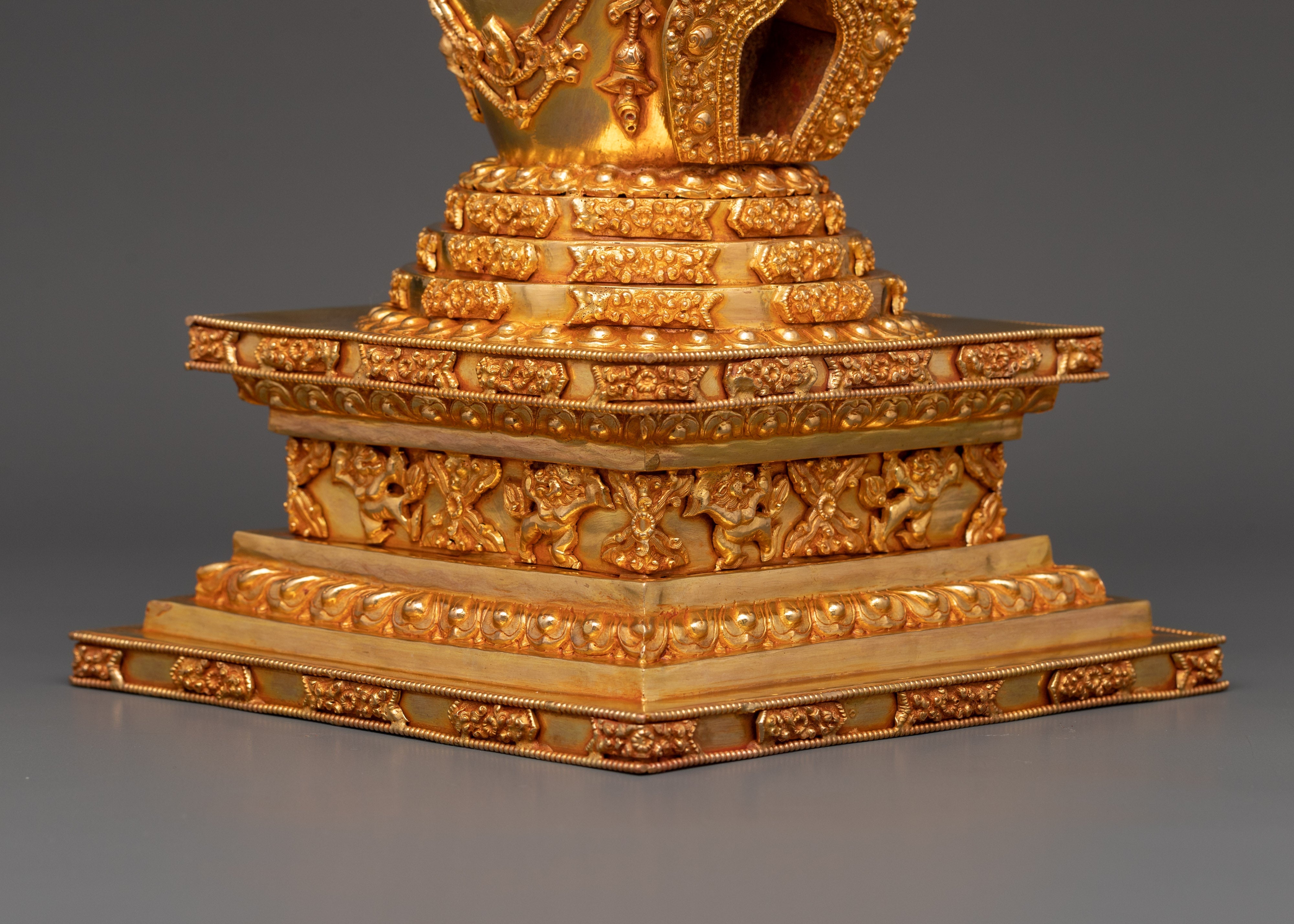 Beautiful Gold Plated Tibetan Stupa | Religious Buddhist Temple