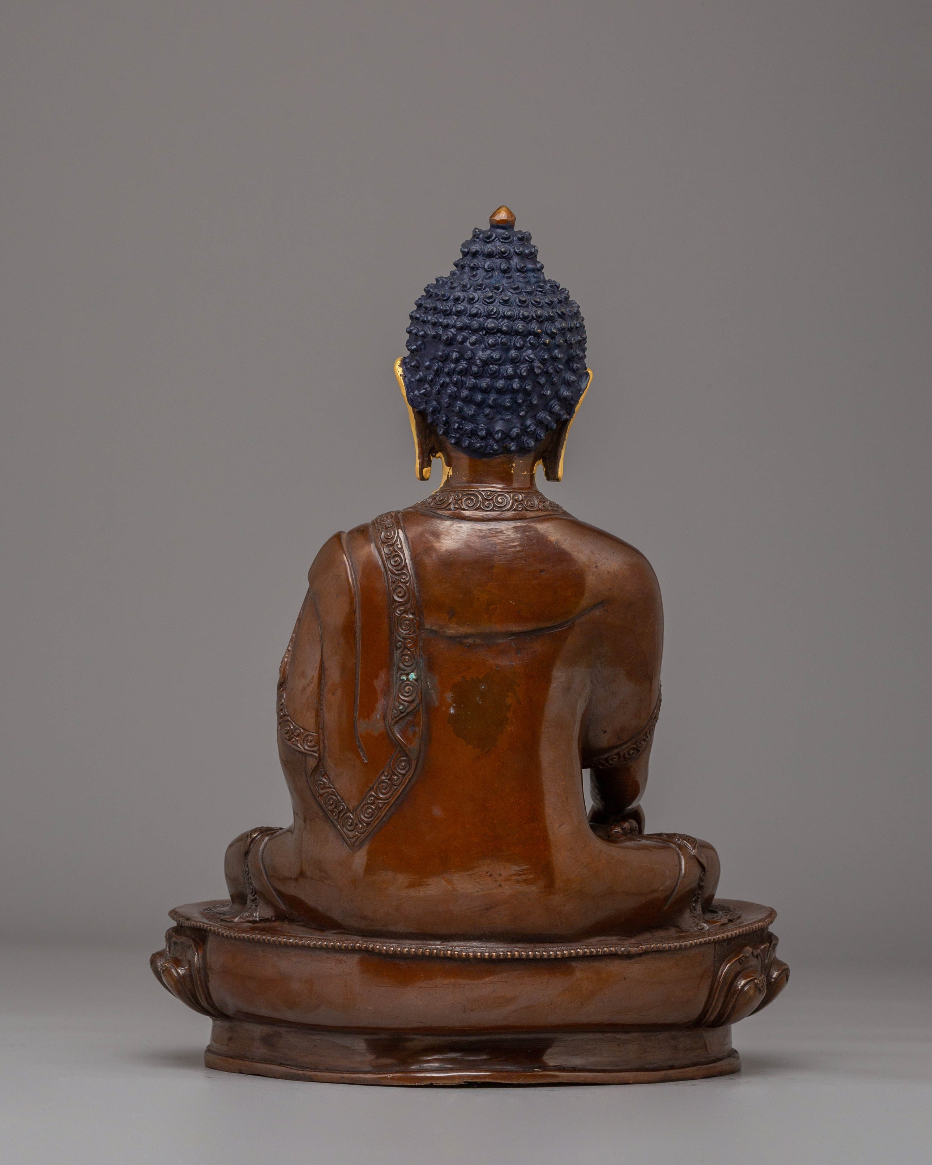 Handcrafted Sculpture of Buddha Shakyamuni | Symbol of Peace