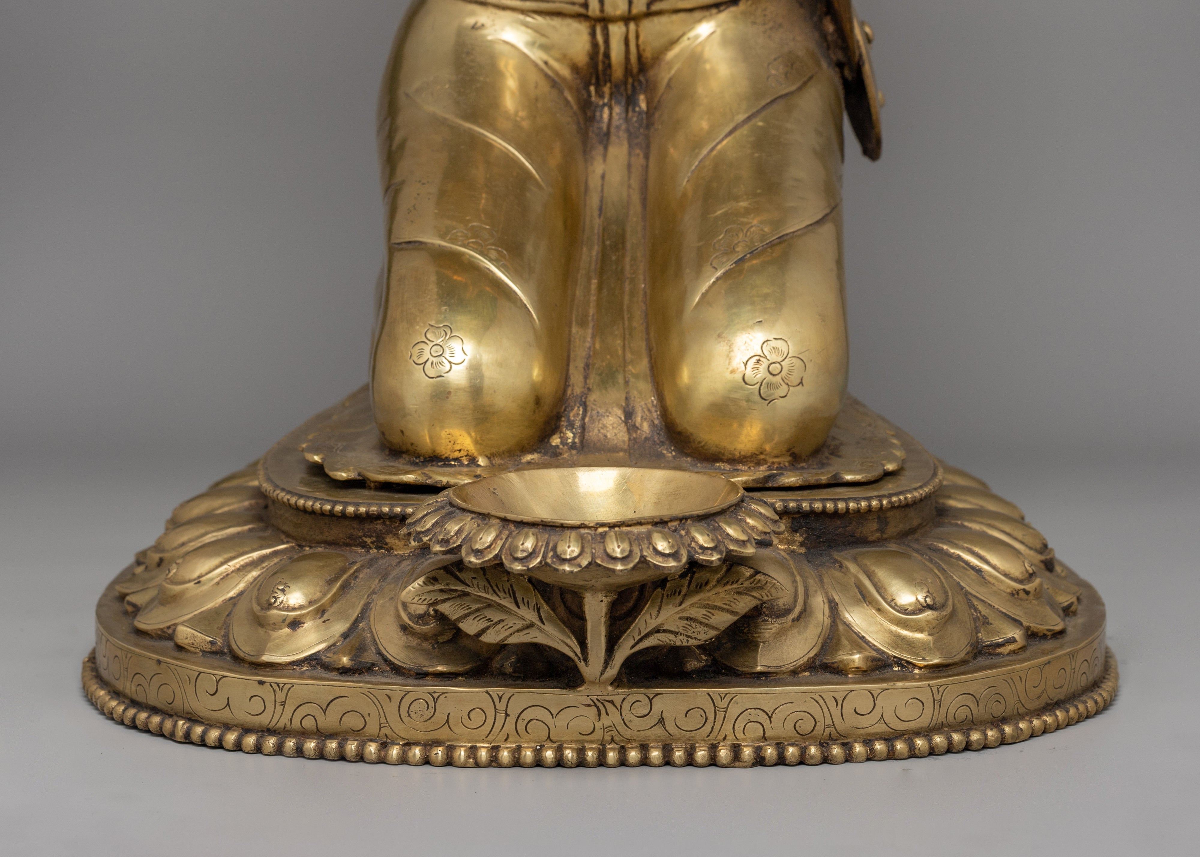 Malla King and Queen Brass Sculpture Set | Bhaktapur Royal Figures