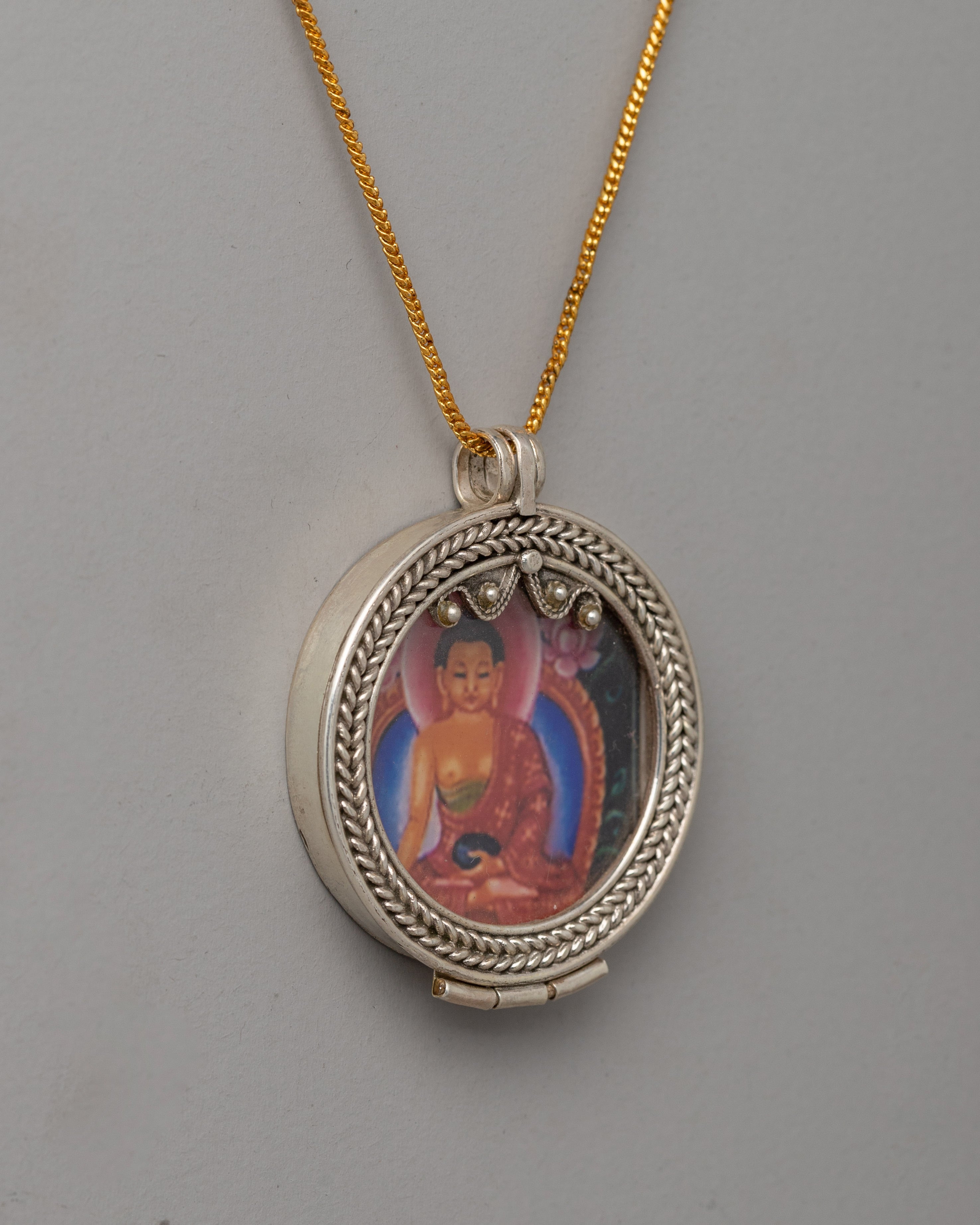 Silver Locket Craft | Locket with Buddha Art