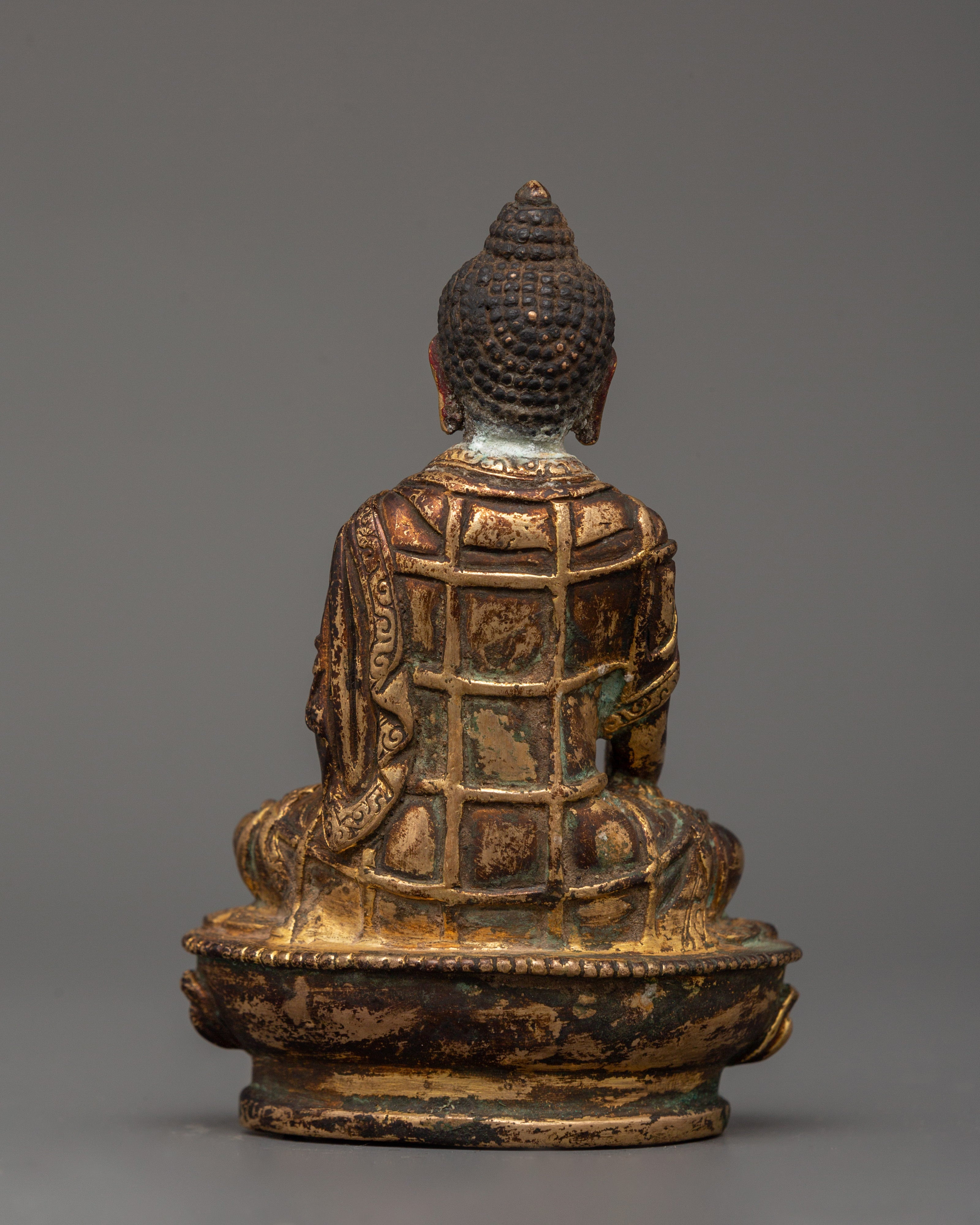 Shakyamuni Buddha Buddhist Altar Decor | Sacred Antique Copper Statue for Meditation