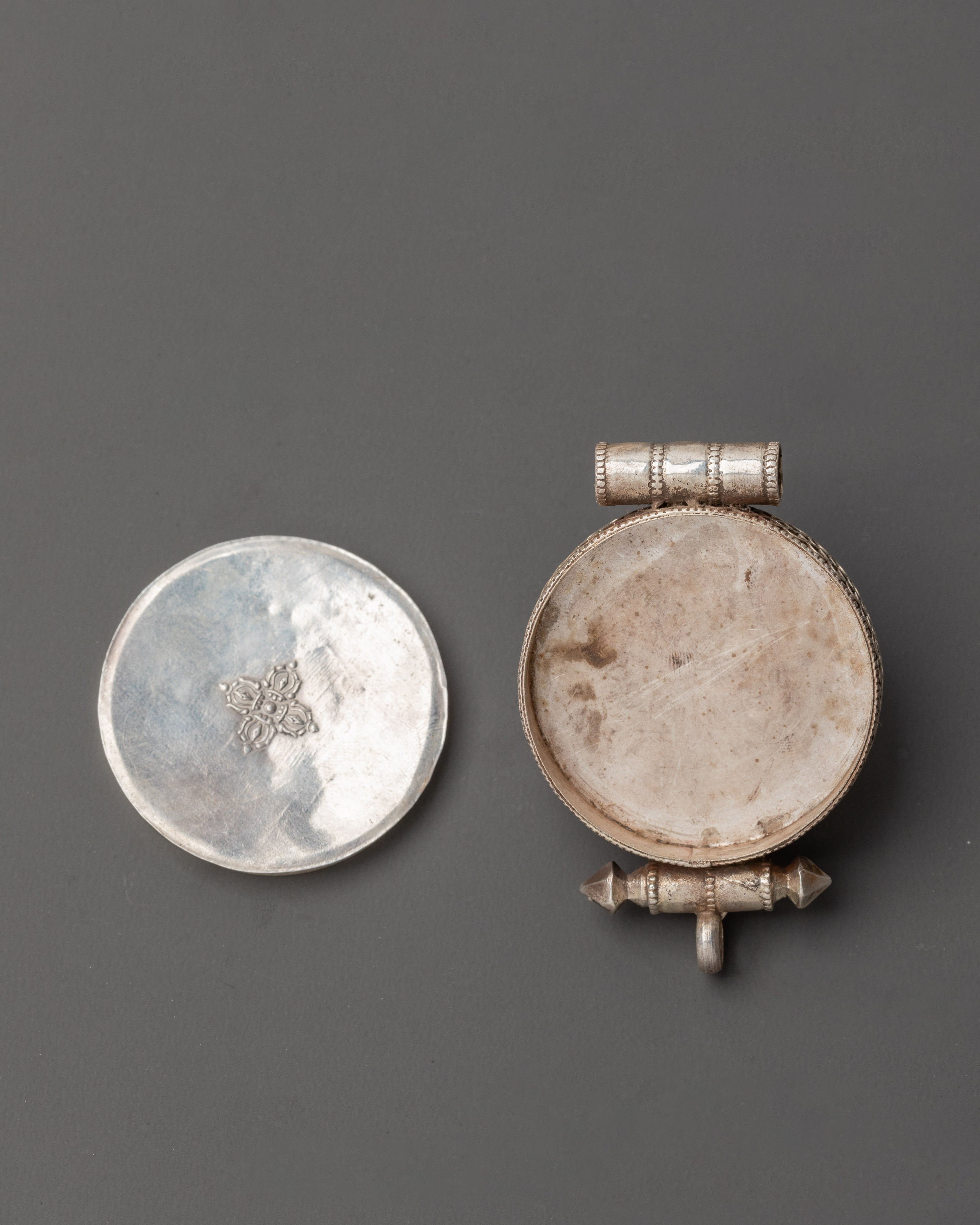 Sterling Silver Ghau Box Locket with Coral Stone | Tibetan Pendant