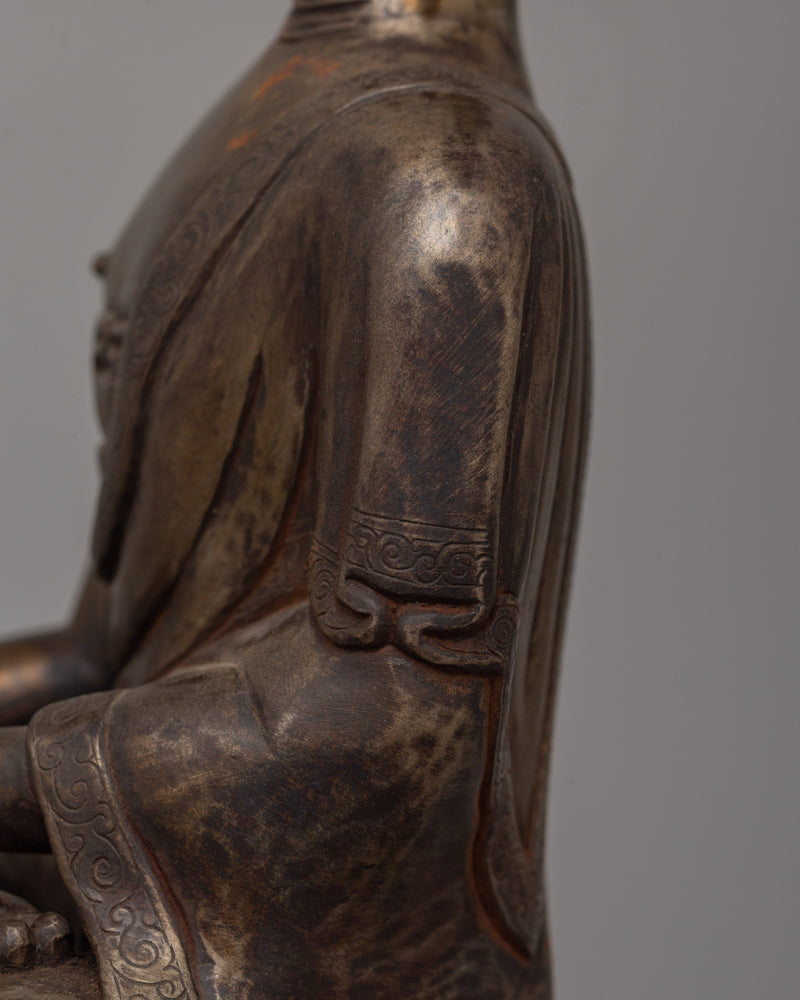 Iron Shakyamuni Buddha Statue | Traditional Buddhist Sculpture for Spiritual Practices