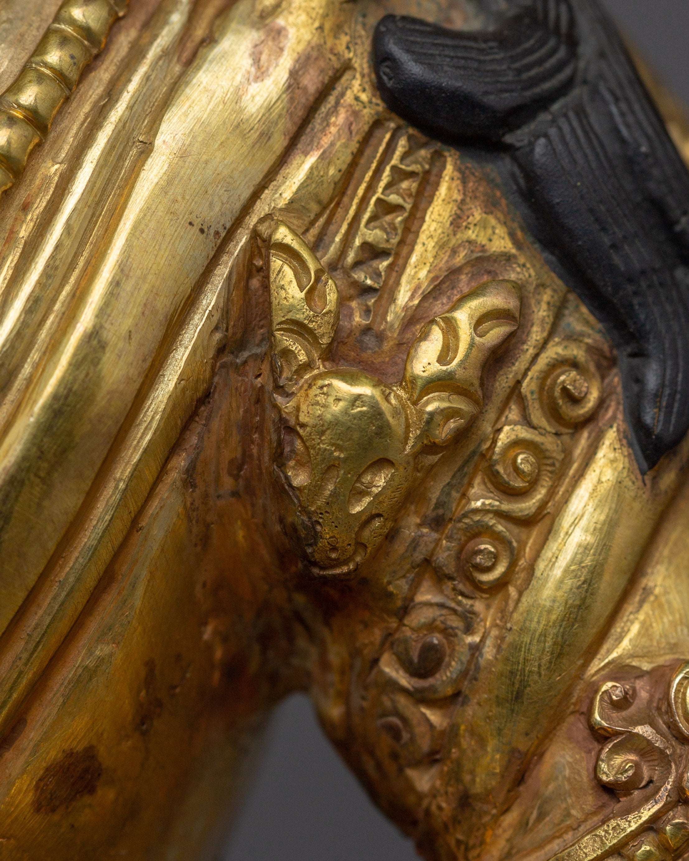 Chenrezig Meditation Statue | A Symbol of Compassion and Enlightenment
