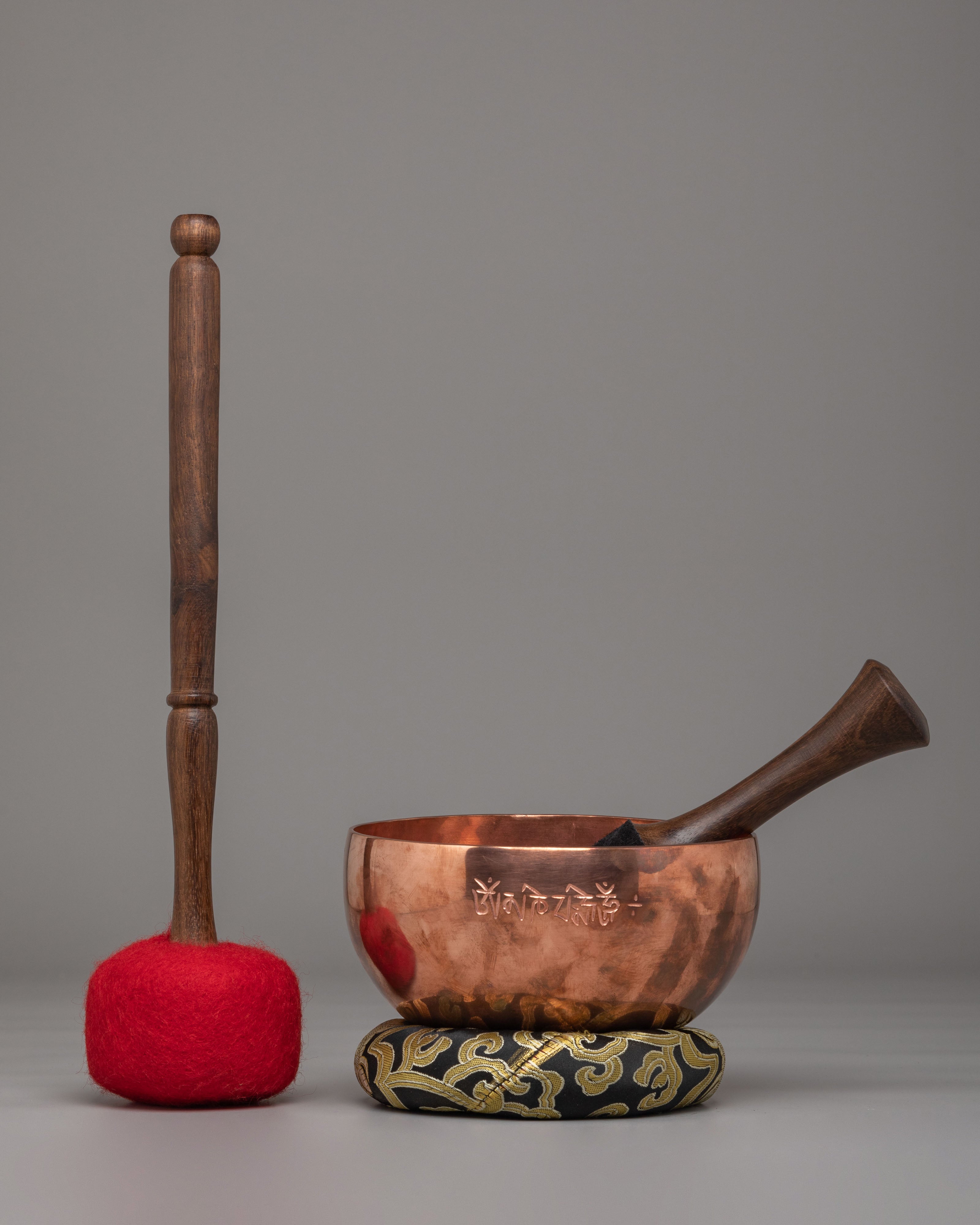 Handcrafted Singing Bowl Set | Tibetan Meditation Sound Healing