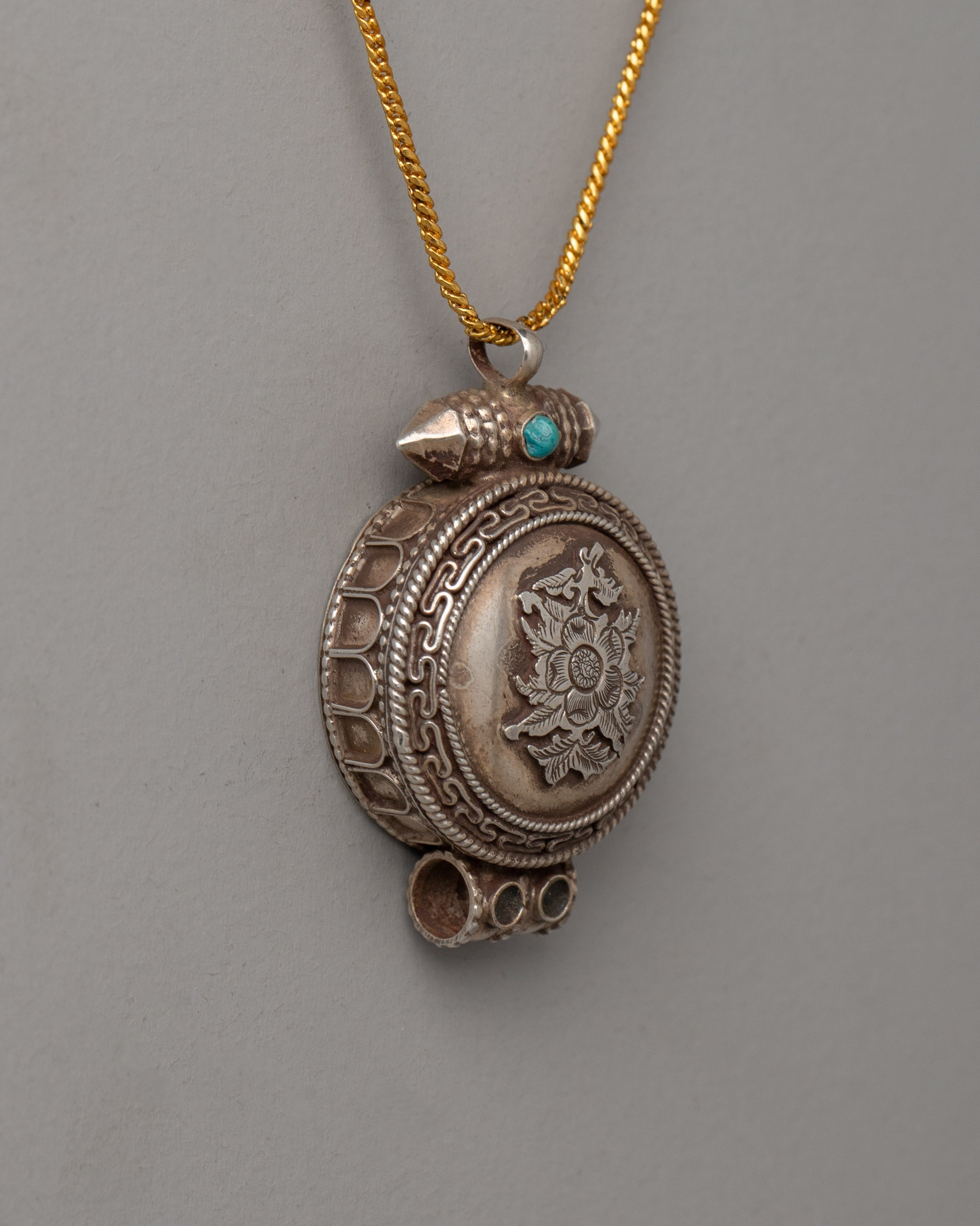 Flower Design Tibetan Ghau Box Pendant | Spiritual Meditation Jewelry