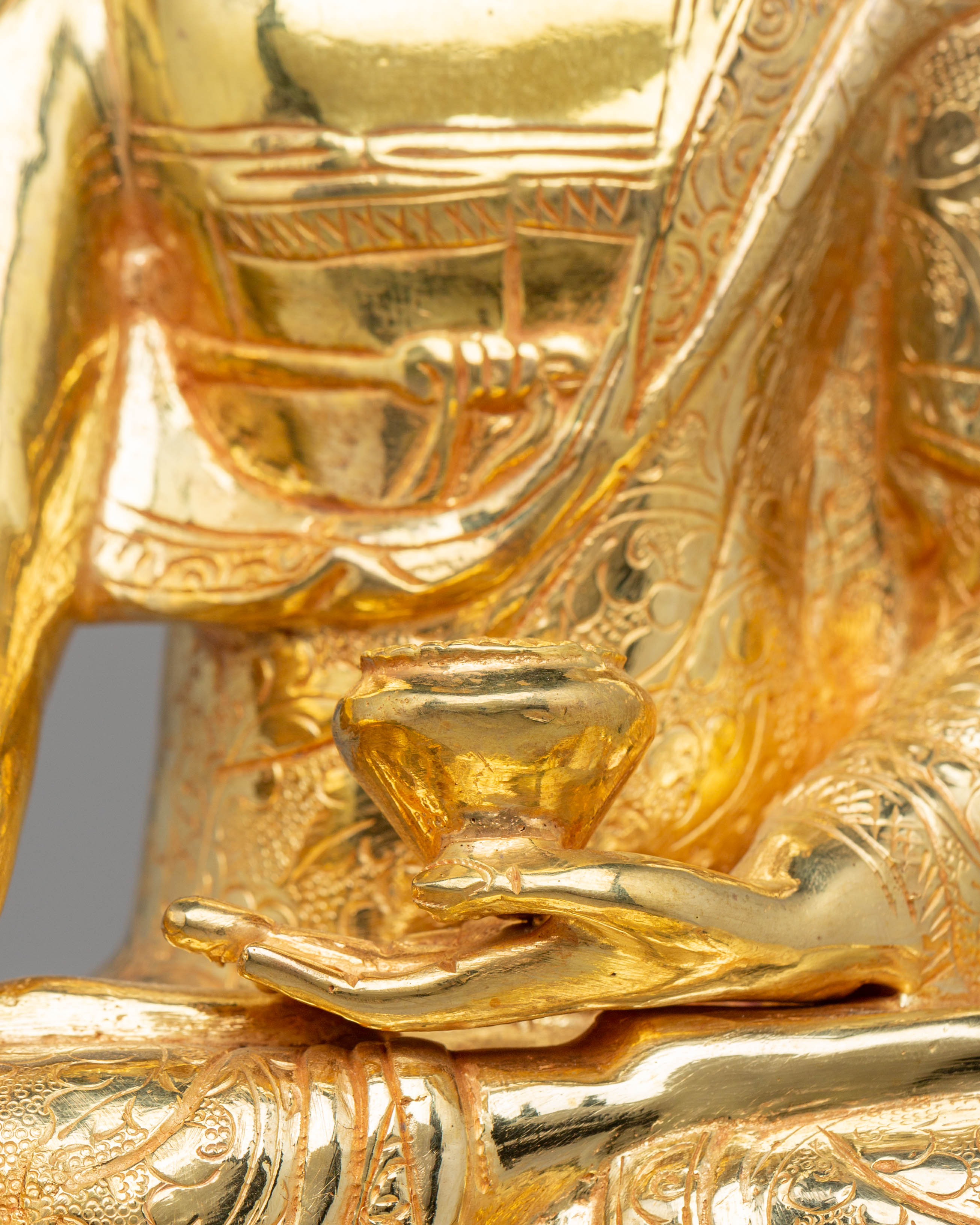 Handmade Golden Shakyamuni Buddha Statue