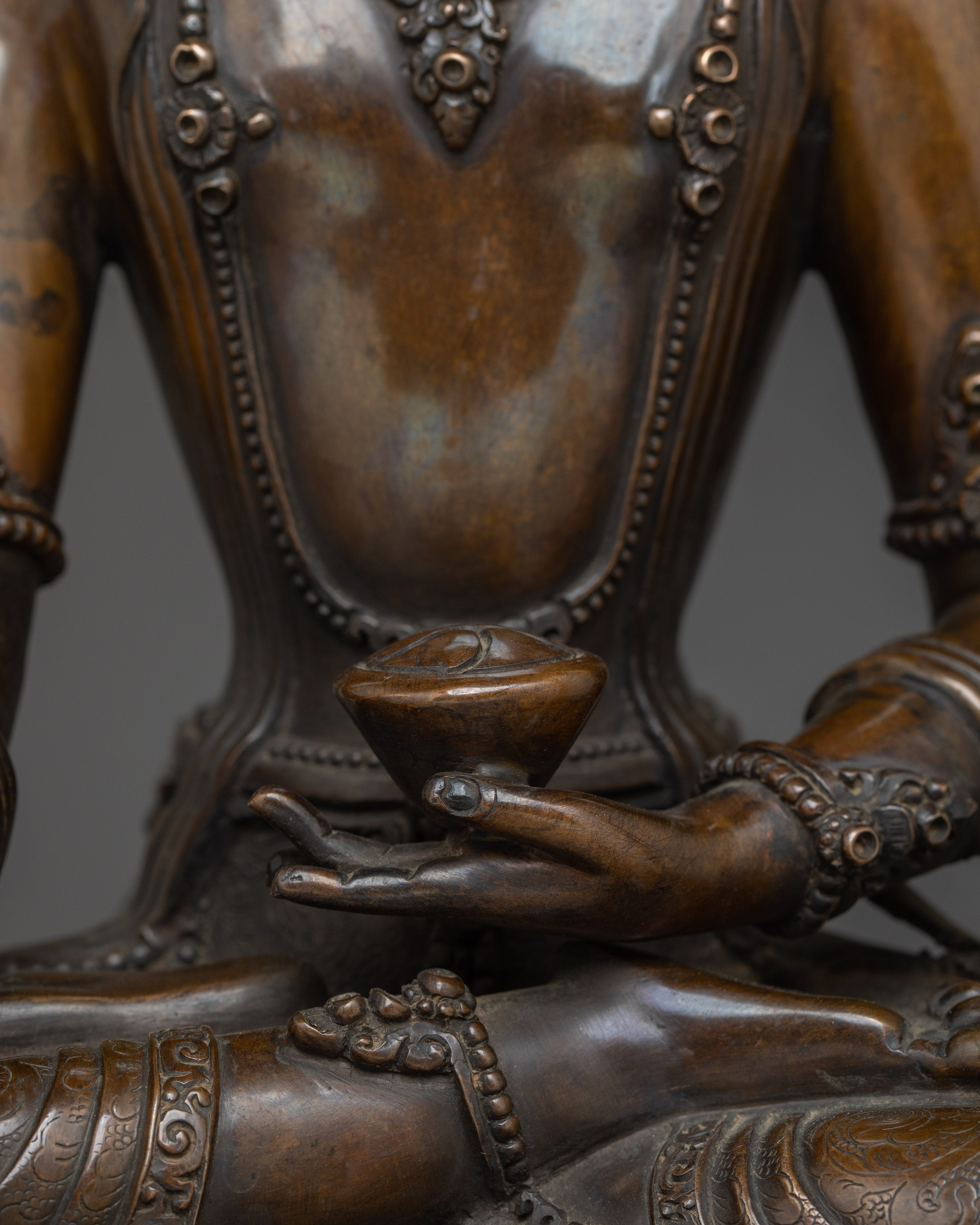 Oxidized Crown Shakyamuni Buddha Statue | Gautama Buddha Artwork