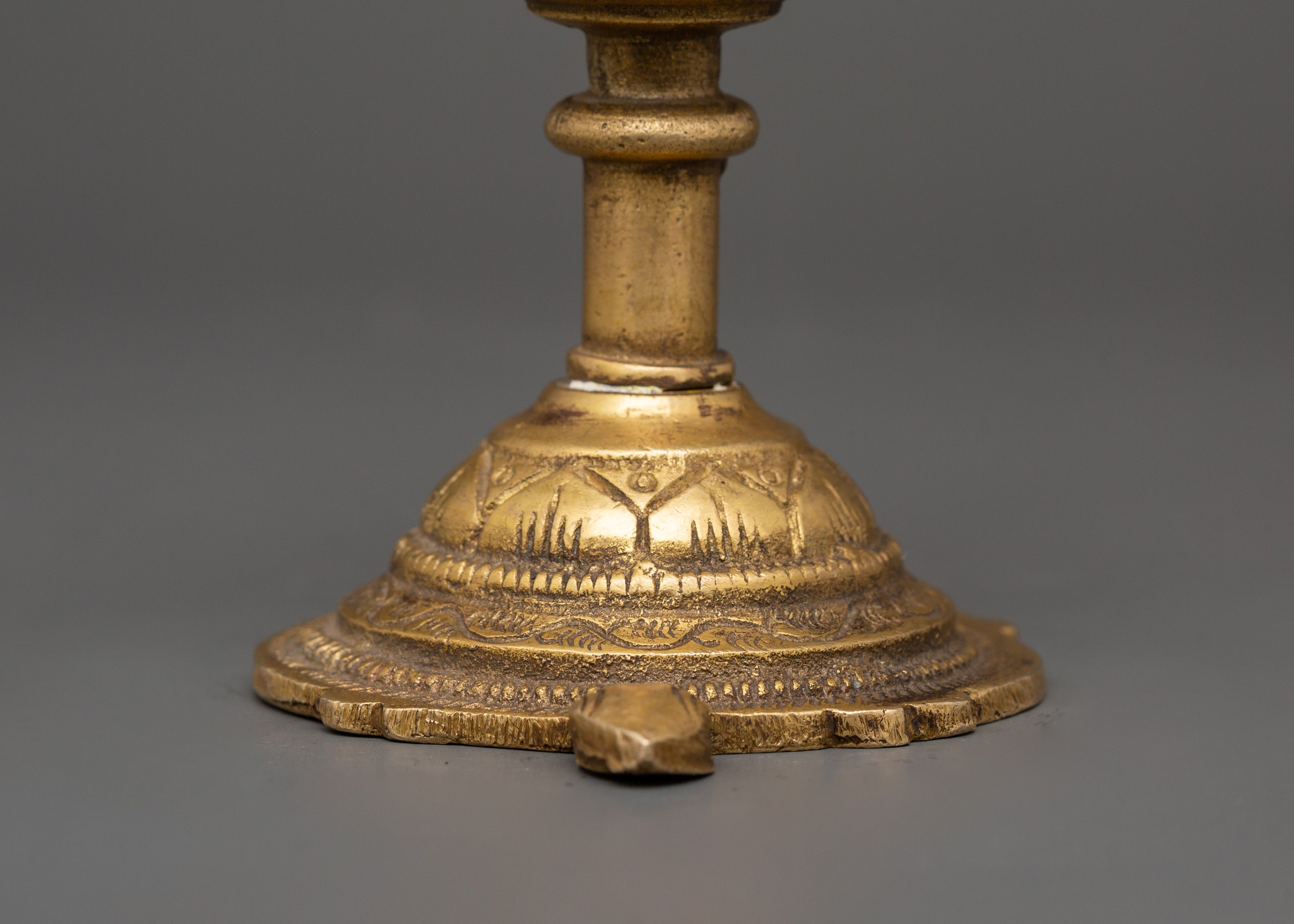 Traditional Brass Lotus Flower Oil Lamp | Ganesha Motif Hindu Diya for Puja