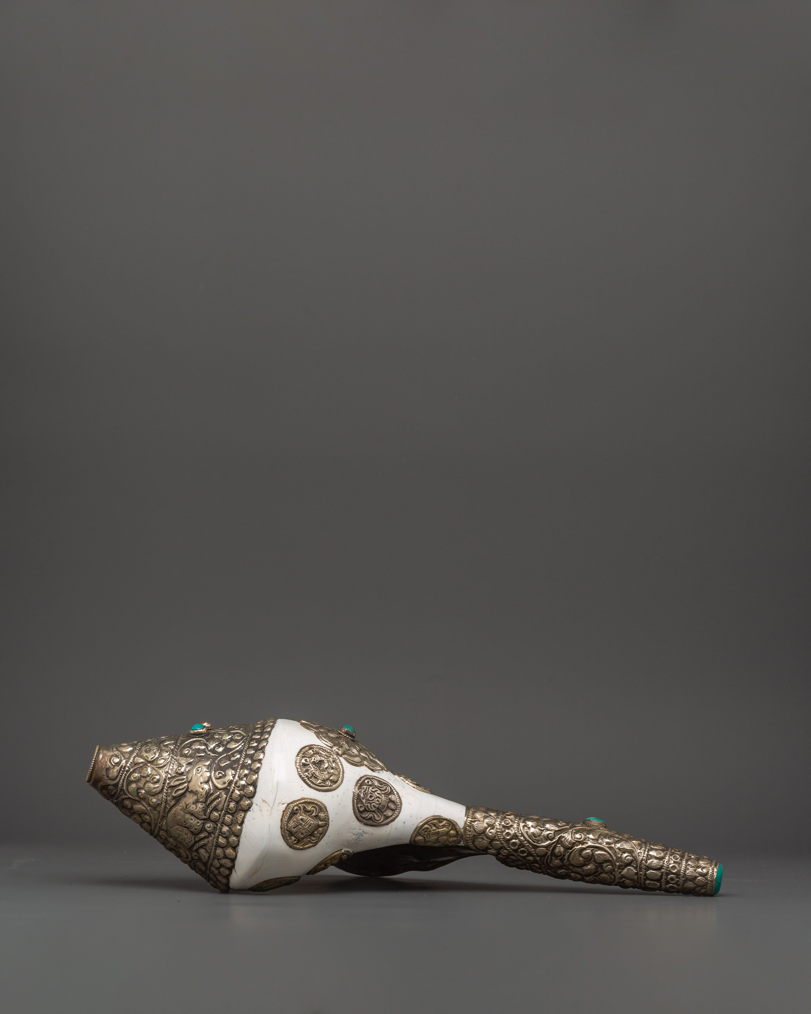 Tibetan Conch for Rituals | Sacred Offering Tool